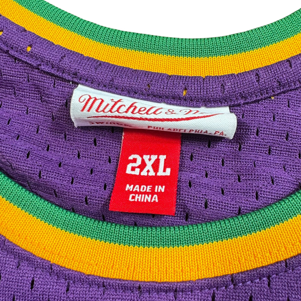 Pistol Pete Maravich Utah Jazz Mitchell & Ness NBA Jersey Size XXL