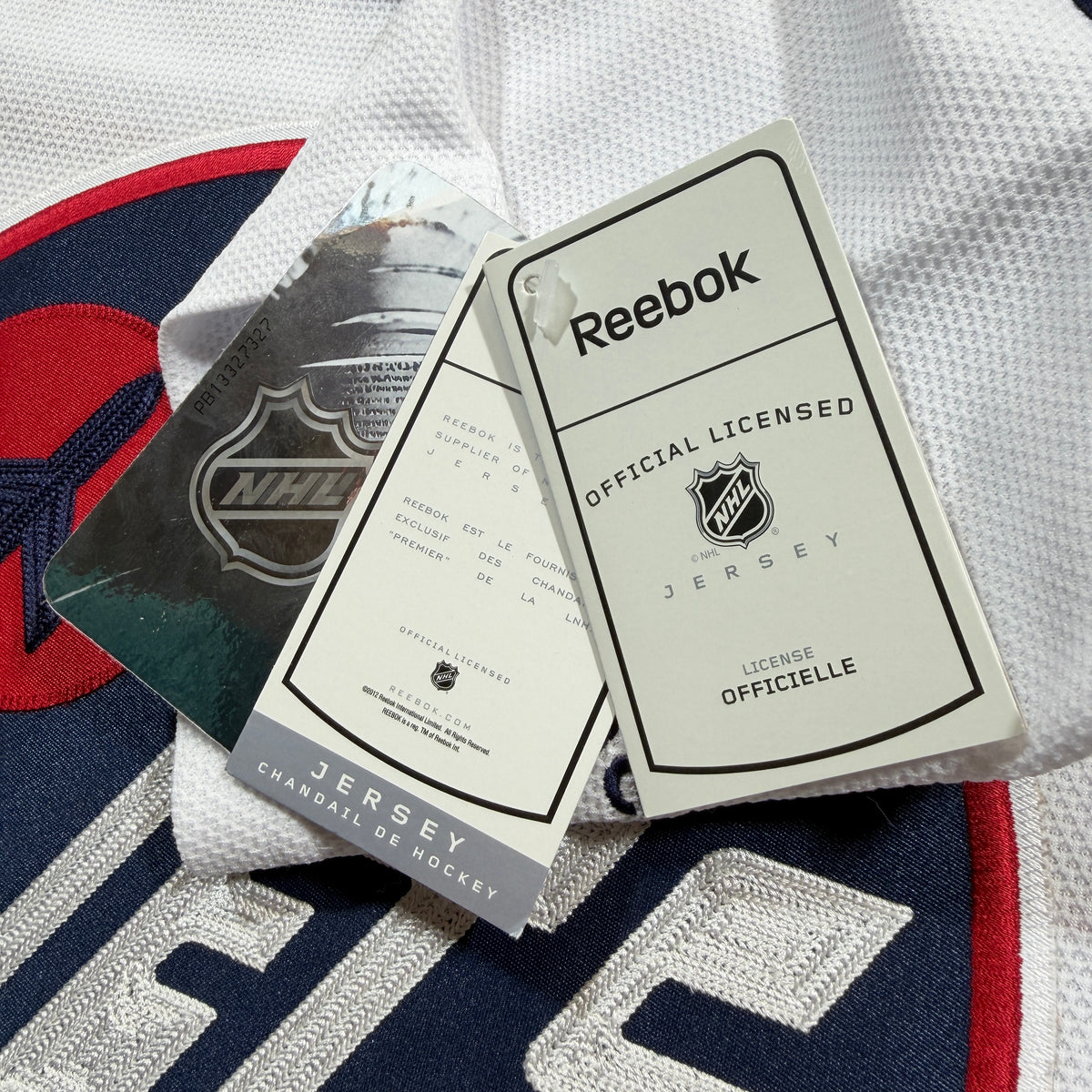 Connor Hellebuyck Winnipeg Jets 2016 Heritage Classic Signed Reebok NHL Jersey - Large