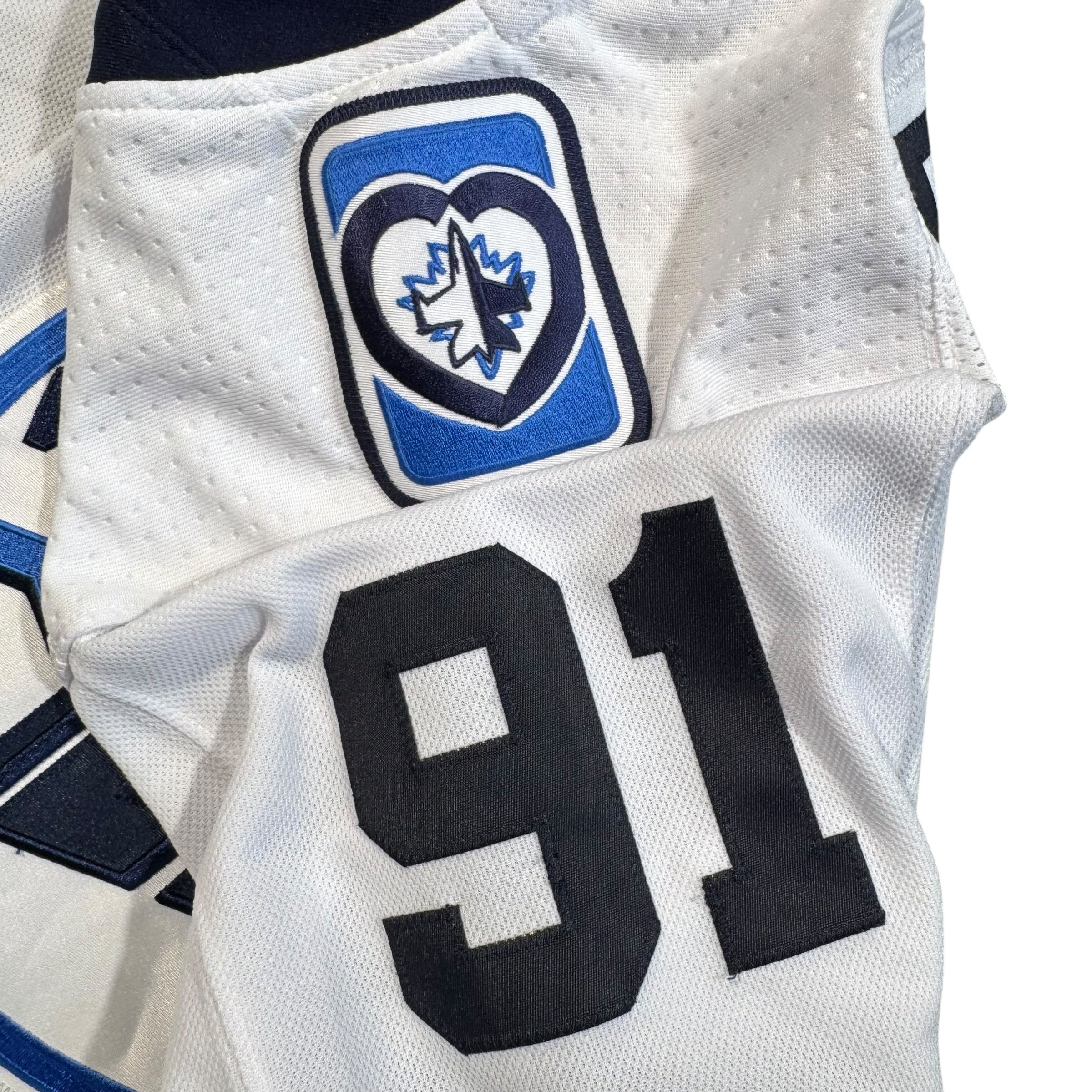 Cole Perfetti Winnipeg Jets Reverse Retro 2.0 Adidas NHL Jersey Size 52 Large