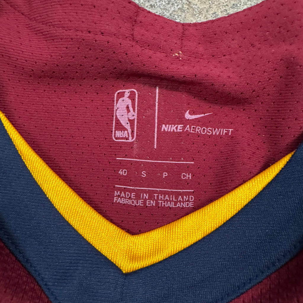 Lebron James Cleveland Cavaliers Nike Authentic NBA Jersey Size 40 Small NEW