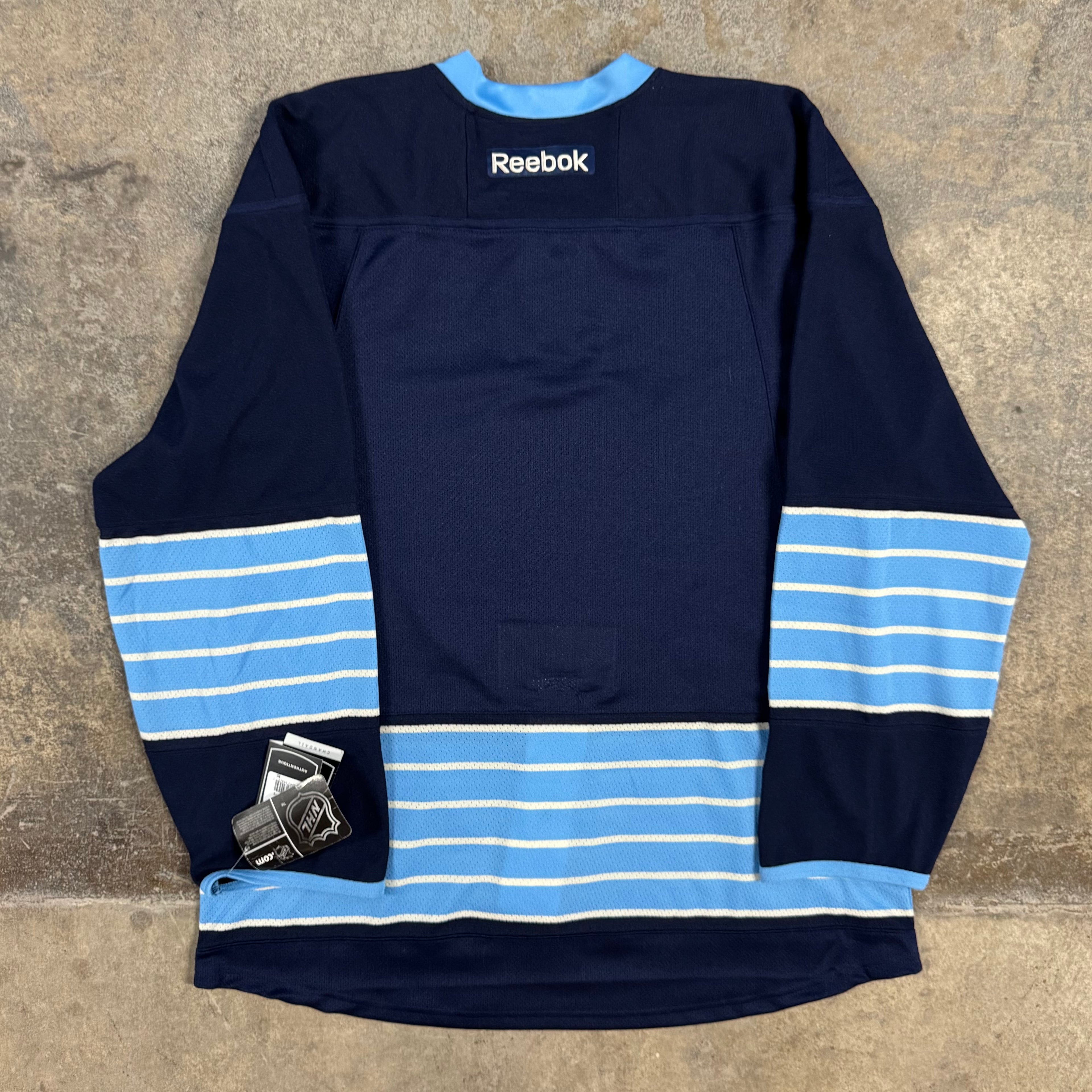 Pittsburgh Penguins 2011 Winter Classic Authentic Reebok NHL Jersey Size 50 NEW