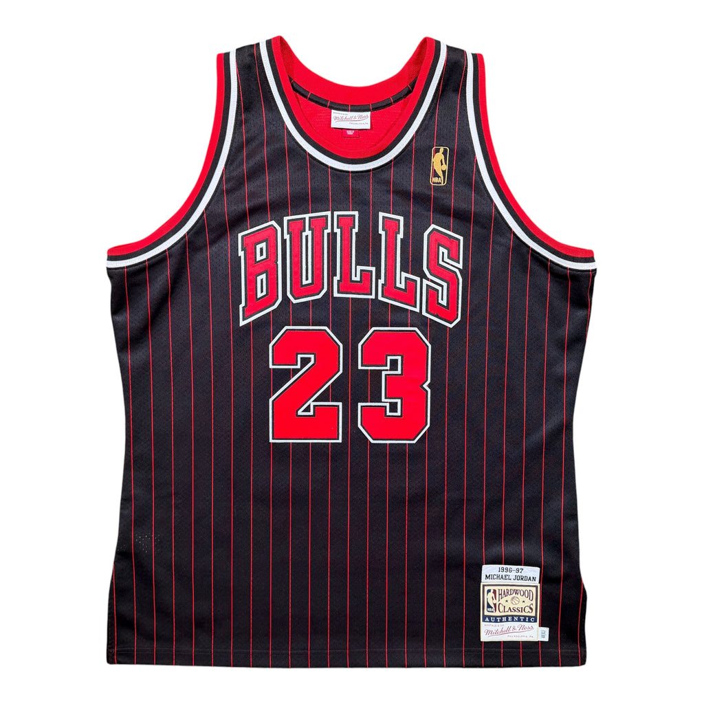 Michael Jordan Chicago Bulls 1996/97 Mitchell & Ness Authentic NBA Jersey - 48/XL
