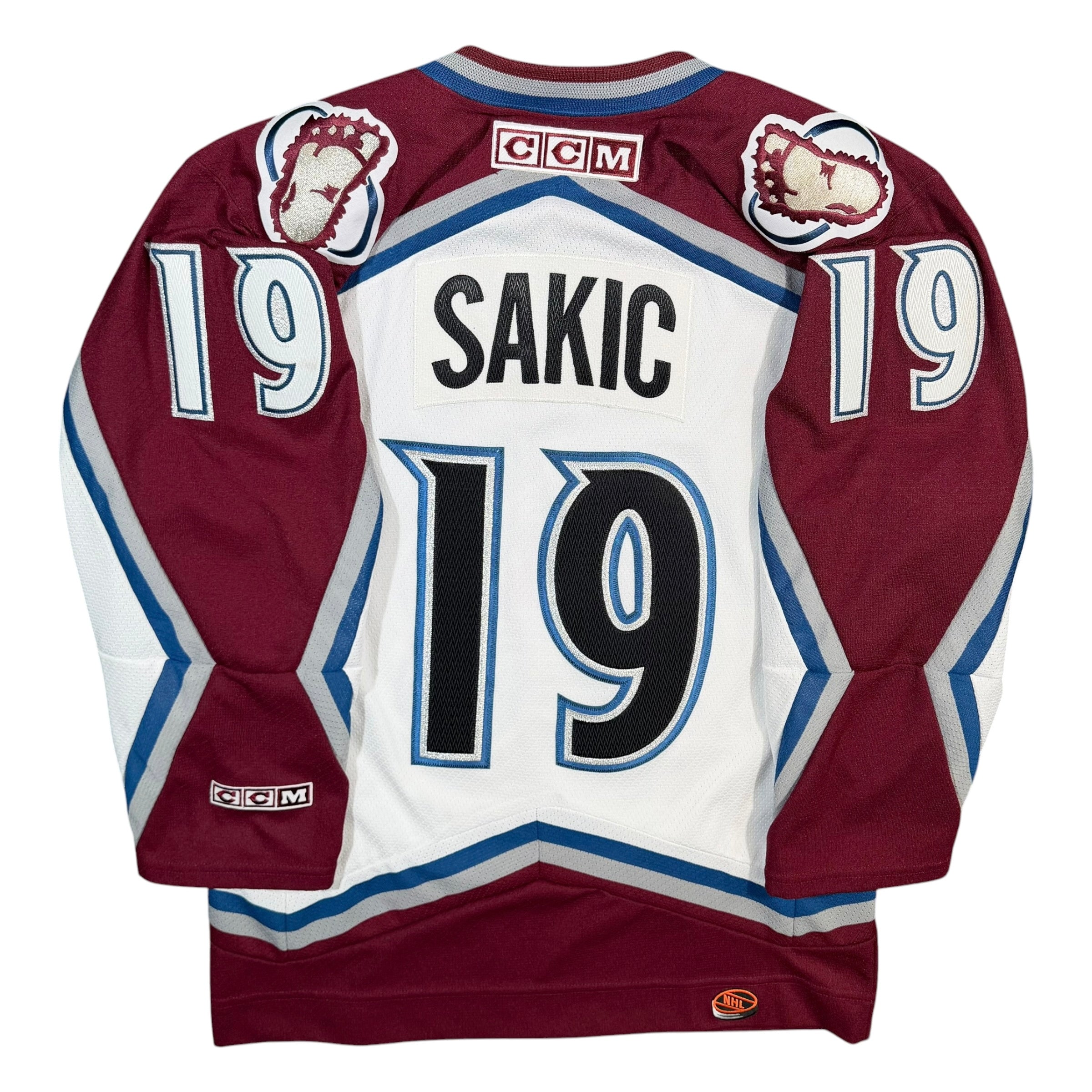 Joe Sakic Colorado Avalanche Vintage CCM NHL Jersey - Small