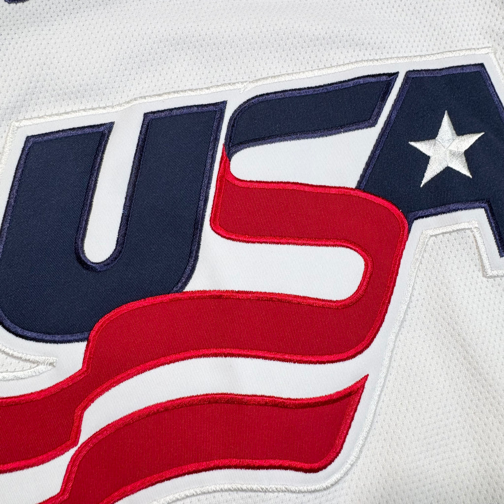 Team USA Vintage 2002 Olympics Nike Hockey Jersey Size Medium