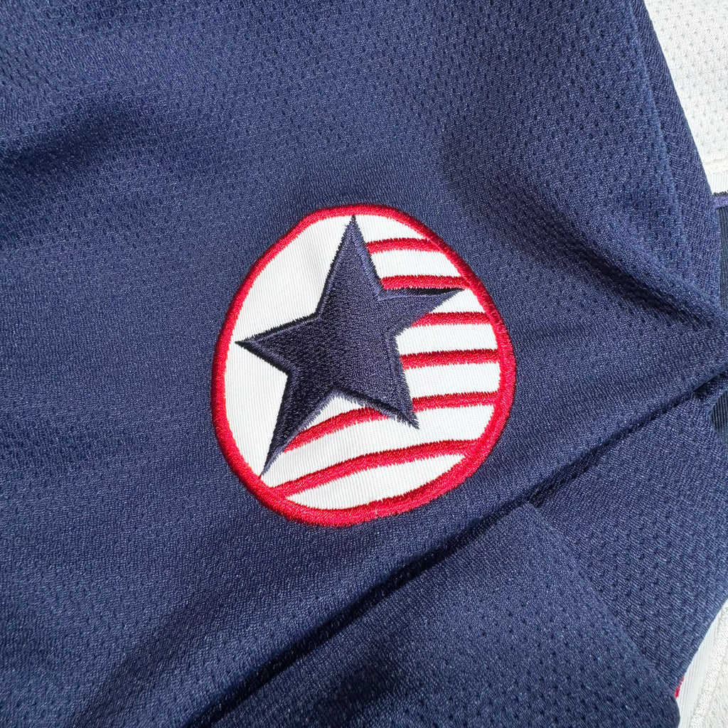 Team USA Vintage 2002 Olympics Nike Hockey Jersey Size Medium