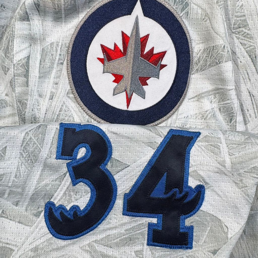 JC Lipon Manitoba Moose Wilderness Camo MIC AHL Hockey Jersey Size 52