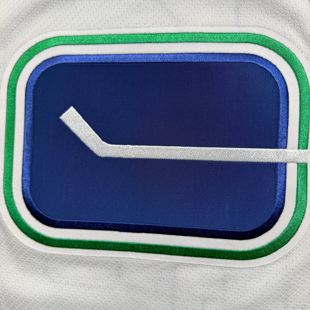 Markus Naslund Vancouver Canucks Vintage CCM NHL Jersey - Large