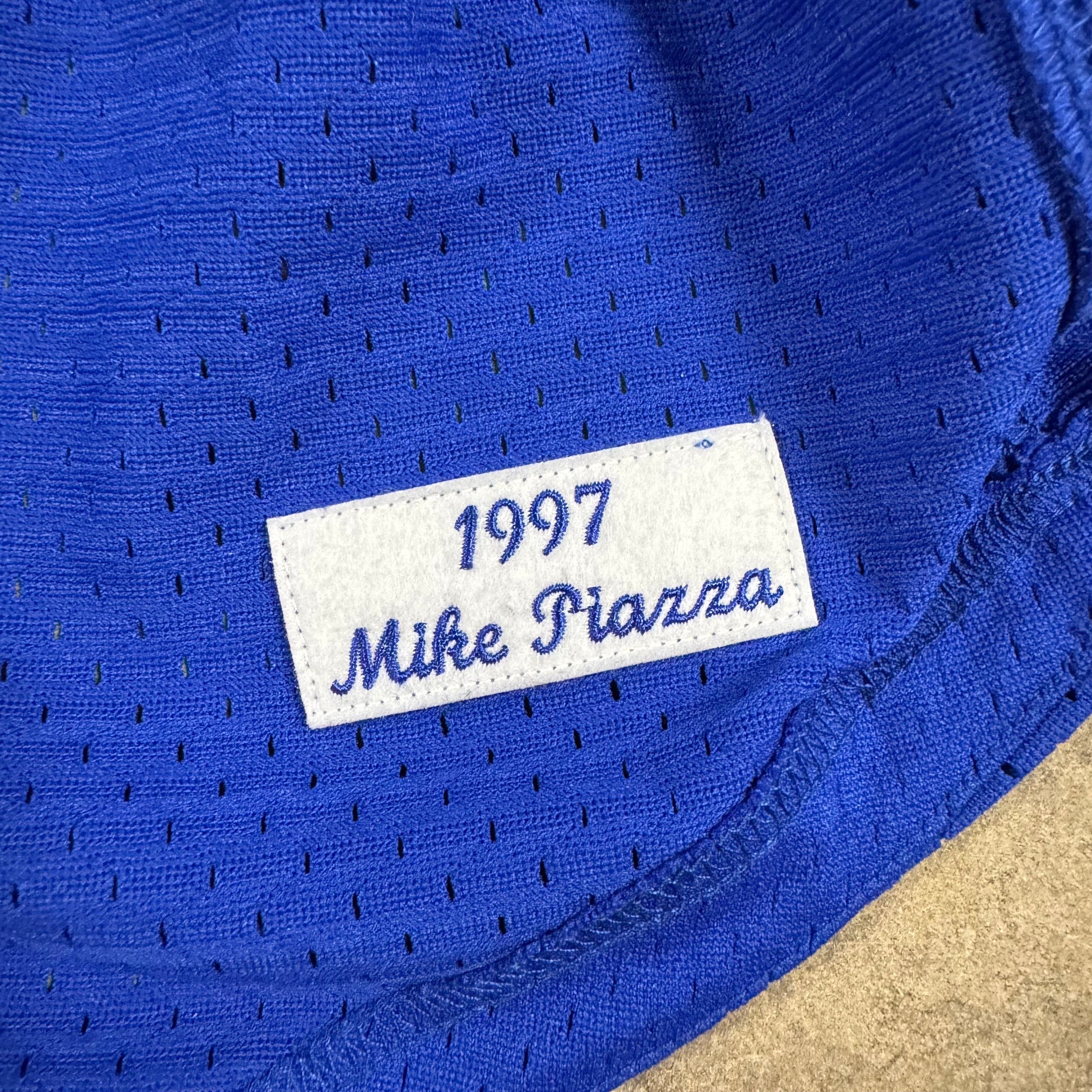 Mike Piazza Los Angeles Dodgers Mitchell & Ness MLB Baseball Jersey Size XL 48