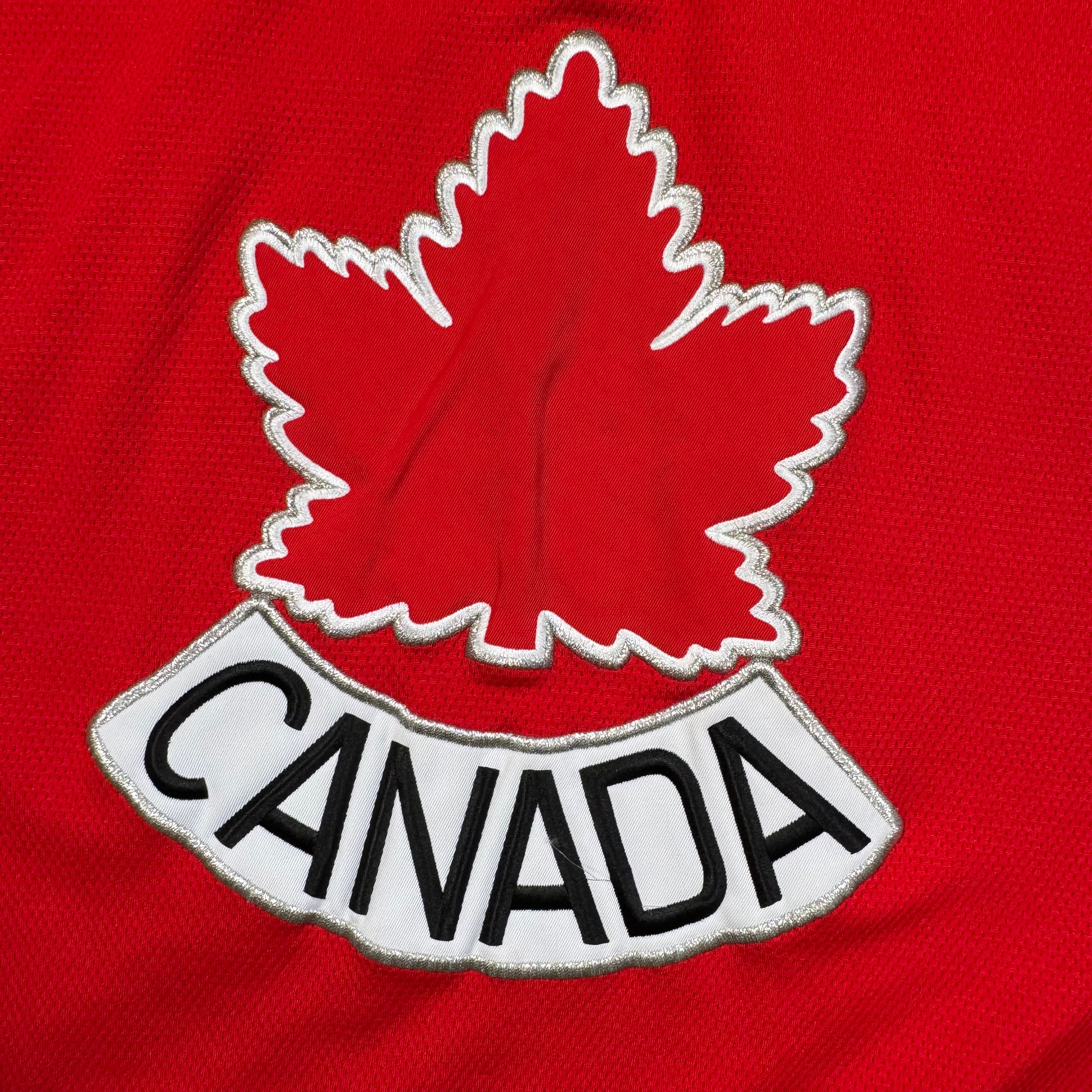 Steve Yzerman Team Canada 2002 Vintage Nike Olympics Jersey Size Medium