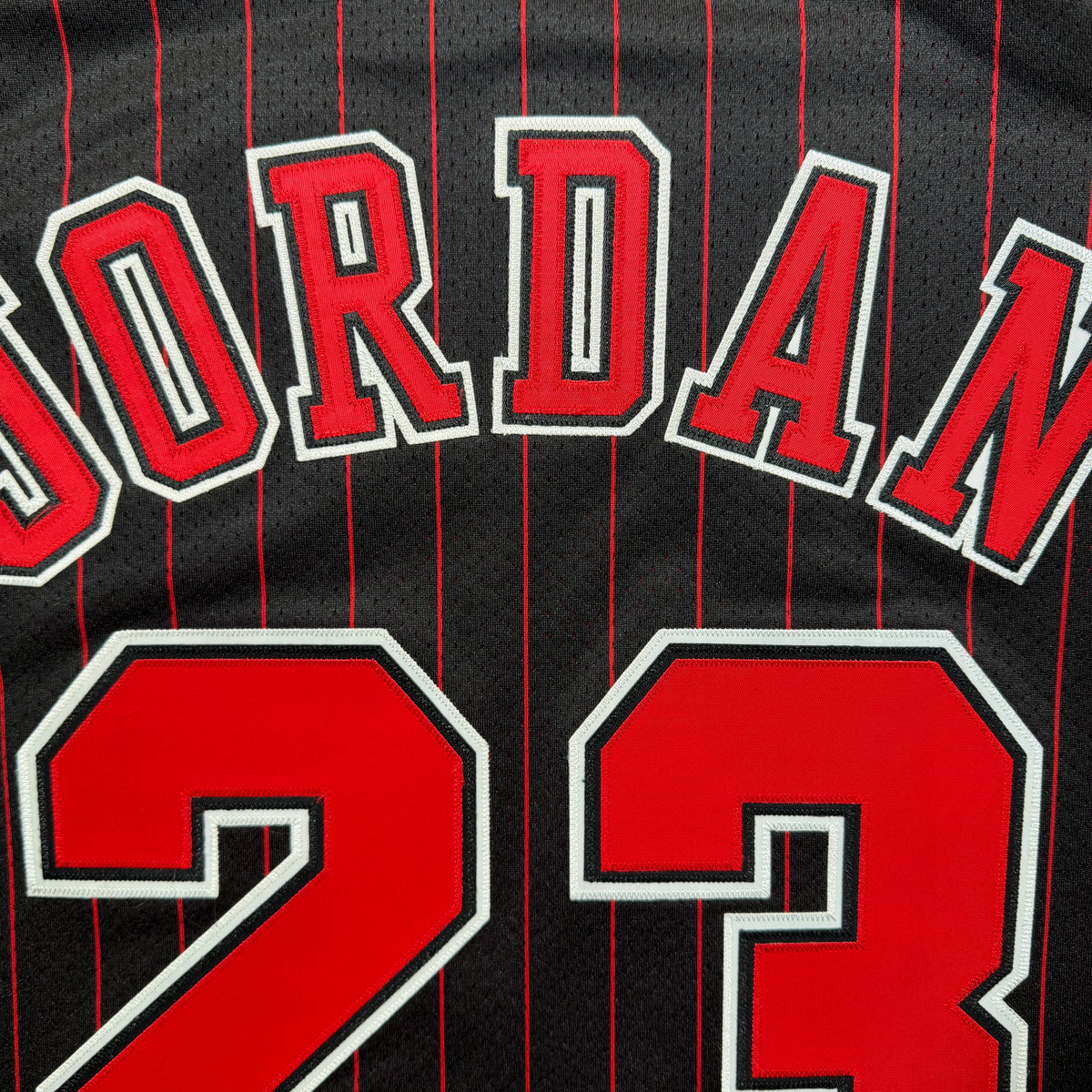 Michael Jordan Chicago Bulls 1996/97 Mitchell & Ness Authentic NBA Jersey - 48/XL