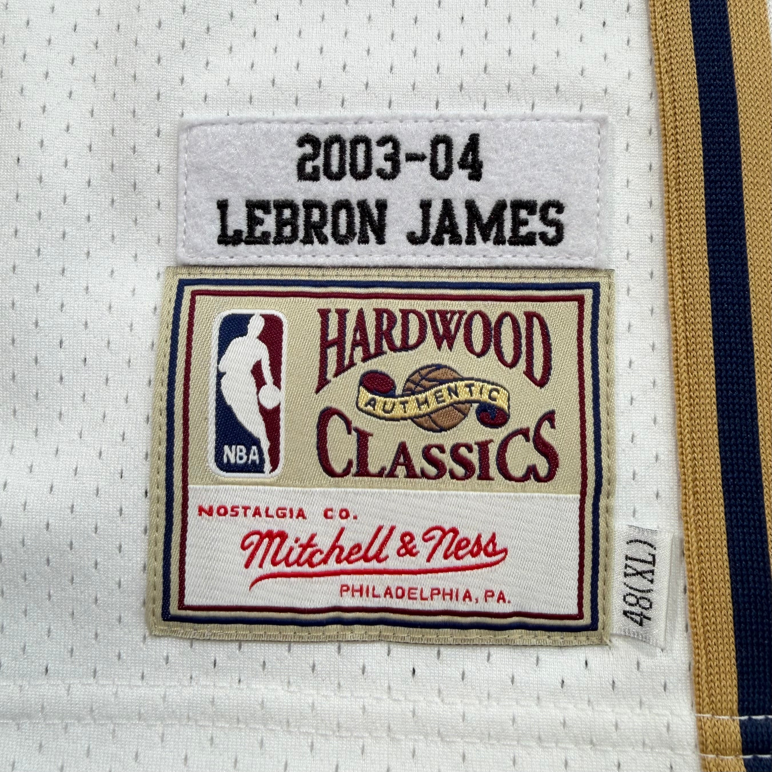 LeBron James Cleveland Cavaliers Mitchell & Ness Authentic NBA Jersey - 48/XL