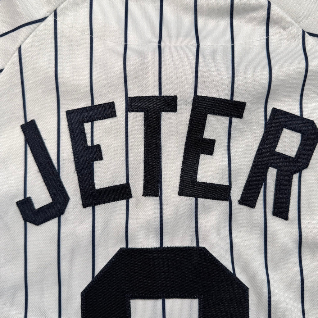 Derek Jeter New York Yankees Vintage Majestic MLB Jersey - Large