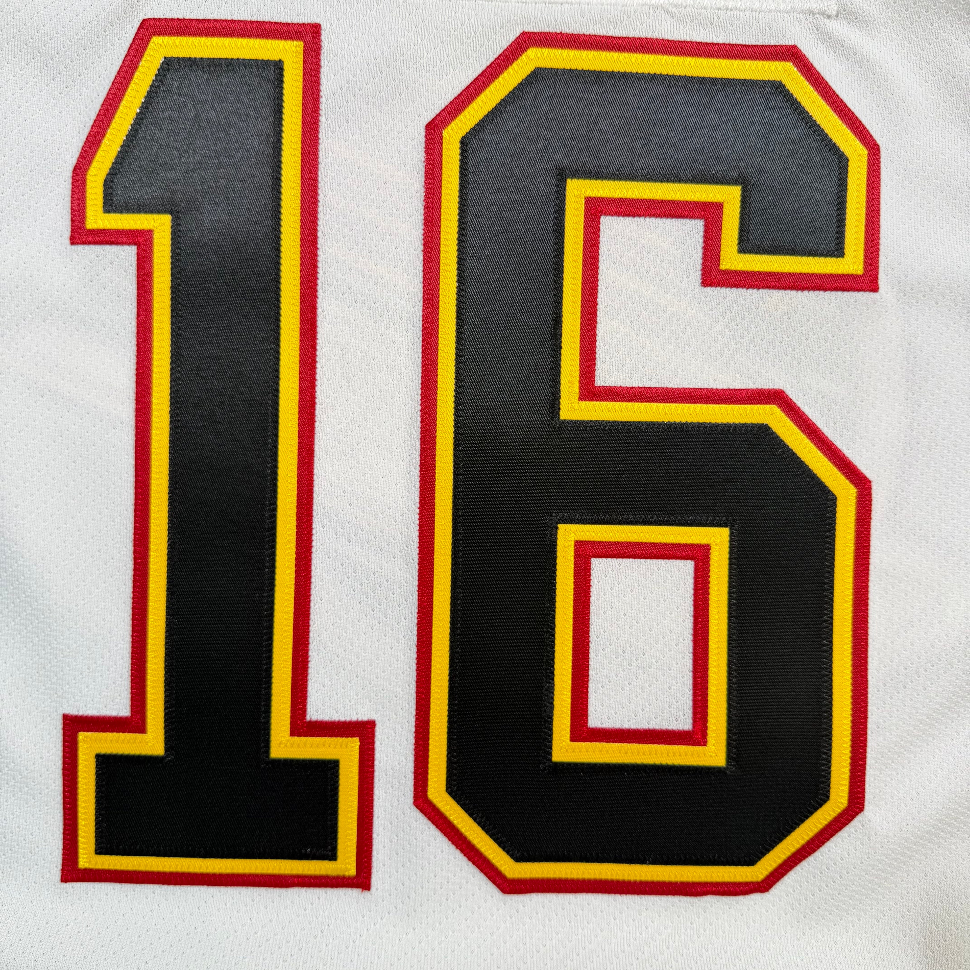 Trevor Linden Vancouver Canucks Vintage CCM NHL Jersey - Large