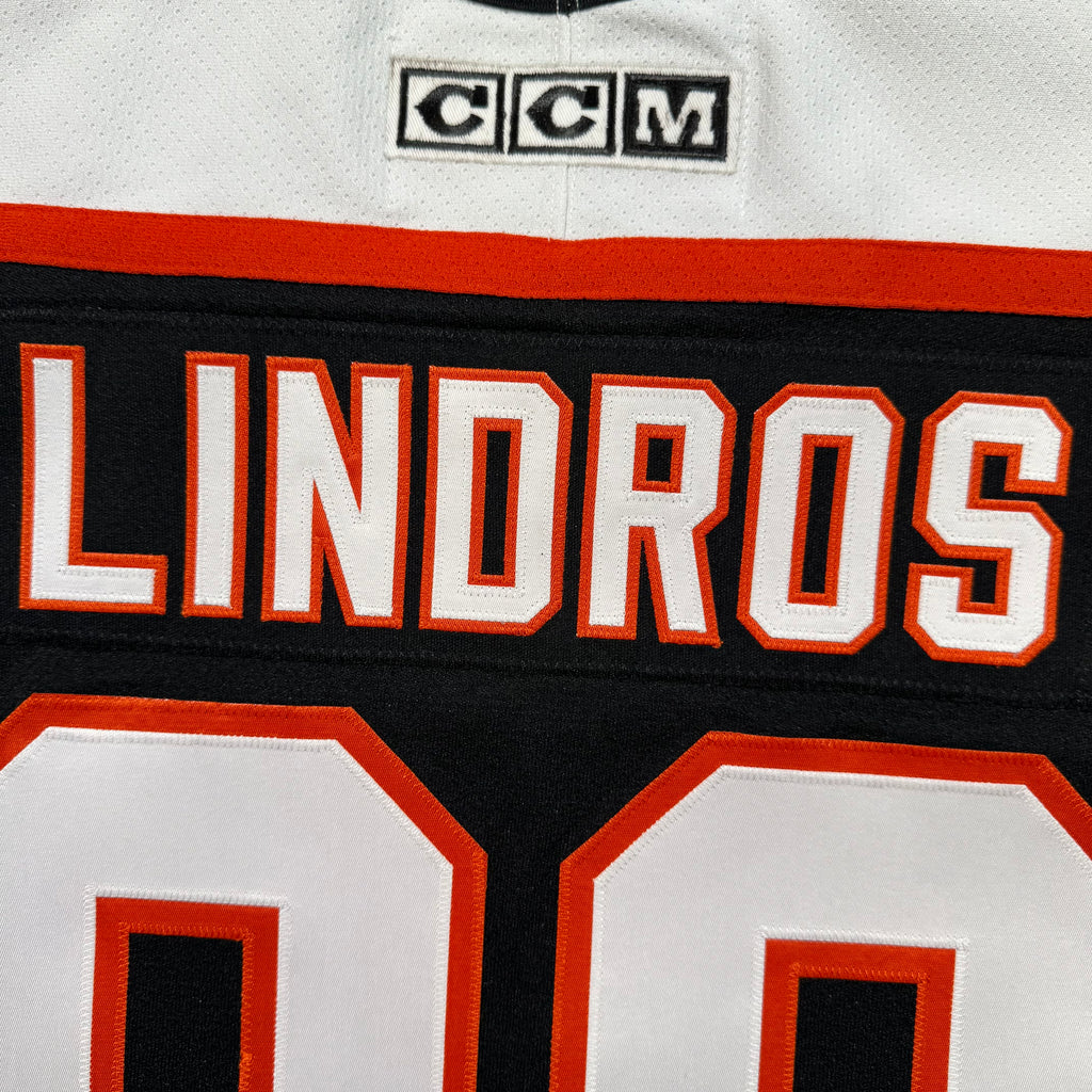 Eric Lindros Philadelphia Flyers Vintage CCM NHL Jersey - Medium