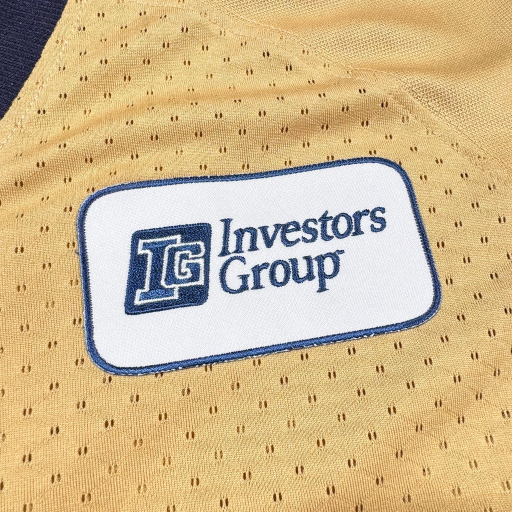 Jason Vega Winnipeg Blue Bombers Vintage Reebok Signed CFL Jersey Size Small