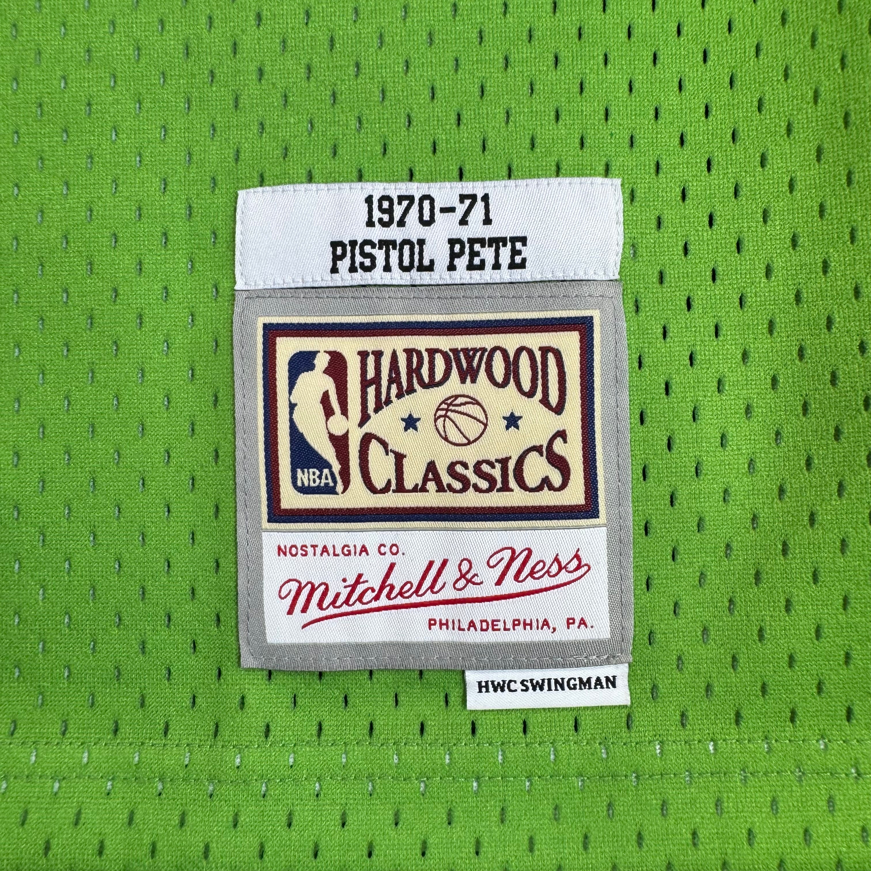 Pistol Pete Maravich Atlanta Hawks Mitchell & Ness NBA Jersey Size XL