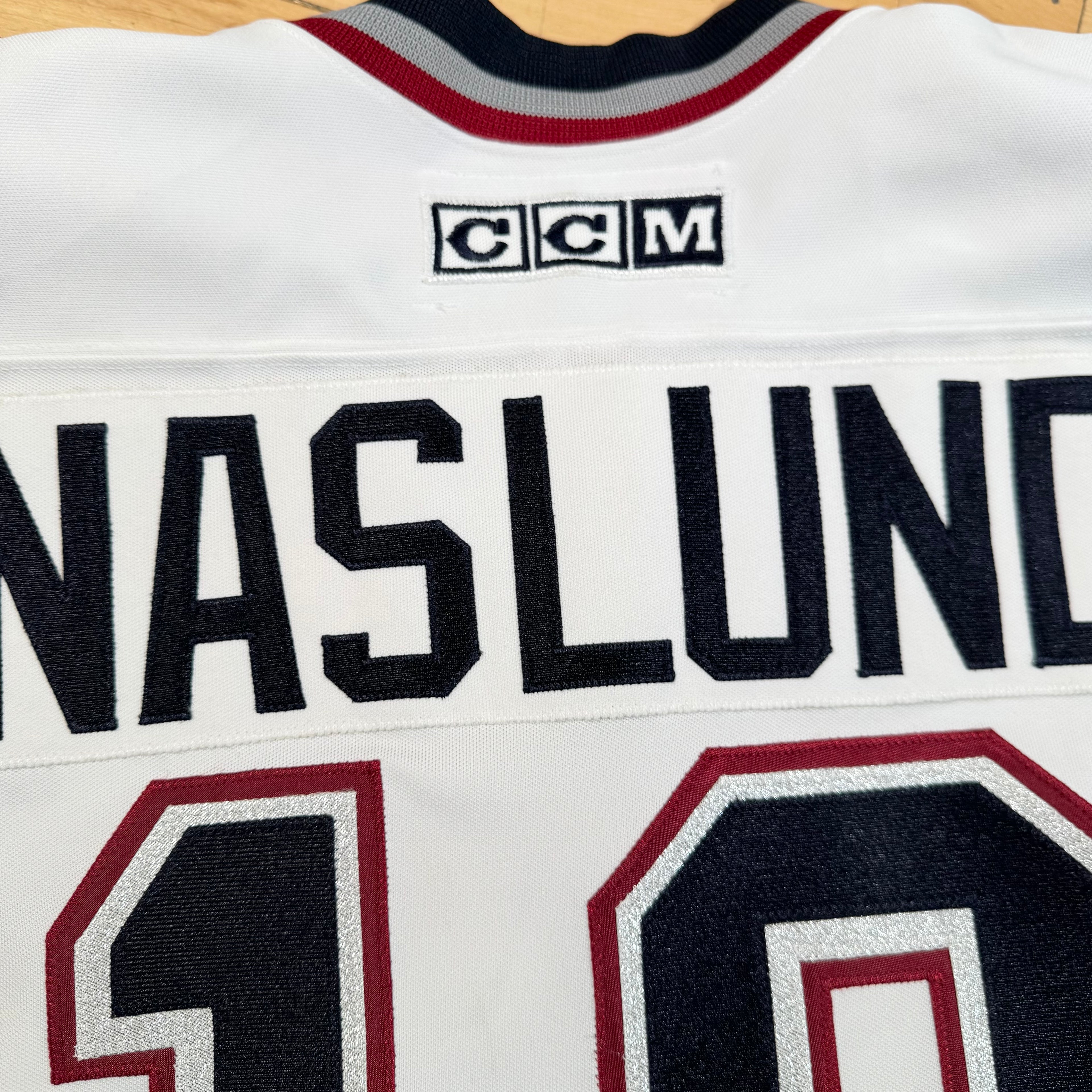 Markus Naslund Vancouver Canucks Vintage MIC CCM NHL Hockey Jersey Size 46 Medium NEW