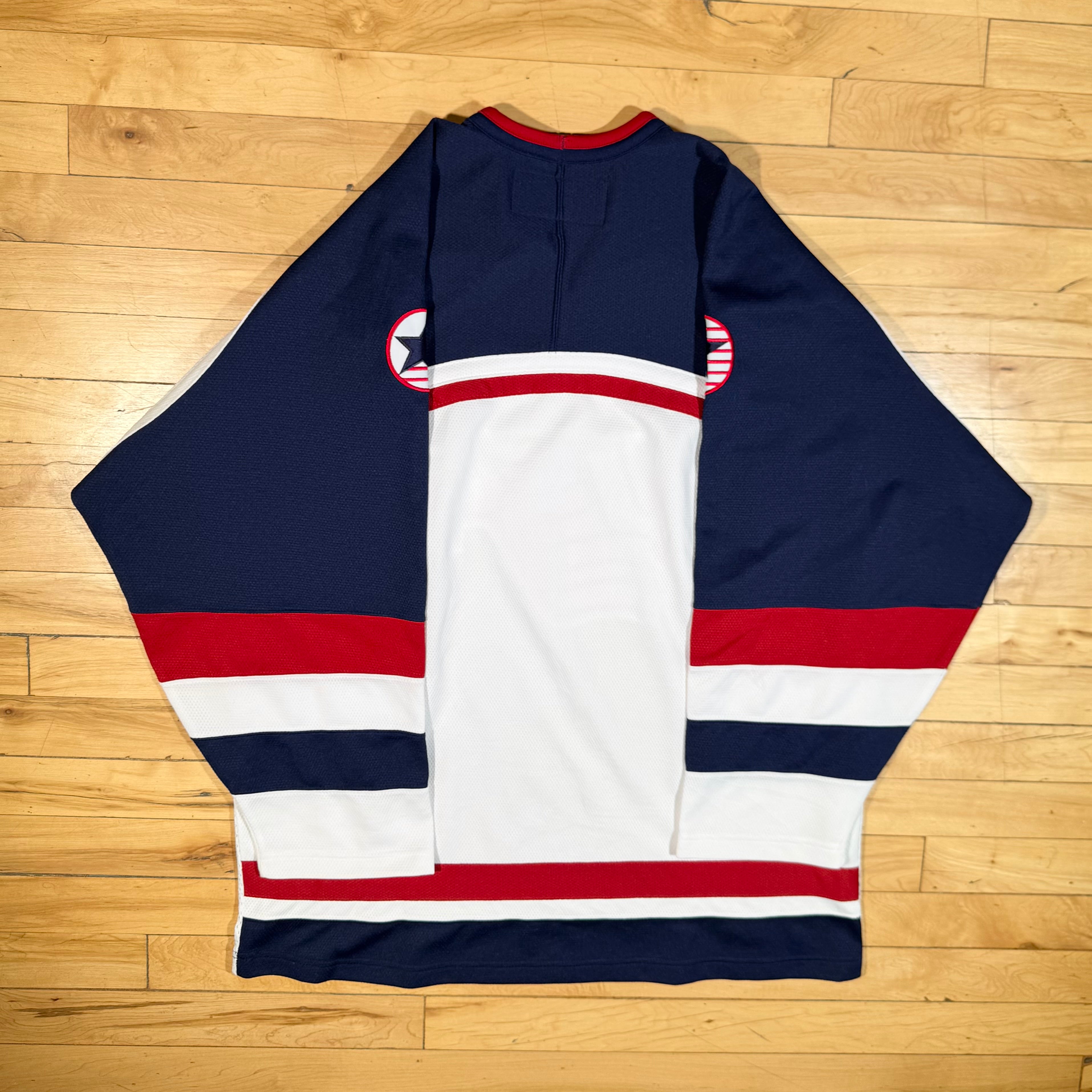 Team USA Vintage 2002 Olympics Nike Hockey Jersey Size Medium