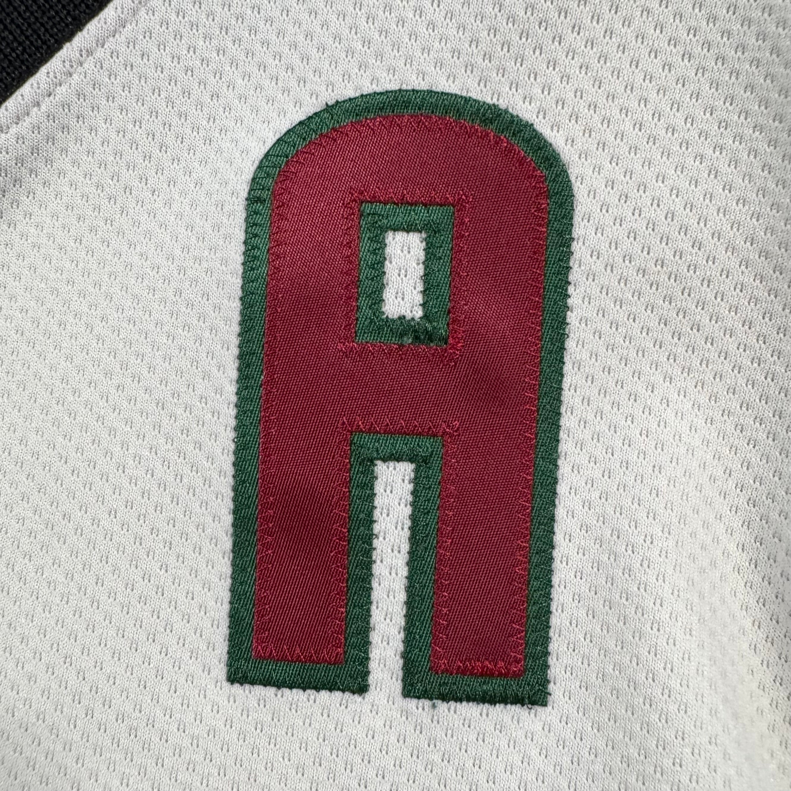 Jeremy Roenick Phoenix Coyotes Vintage Authentic MIC Starter NHL Jersey Size 52