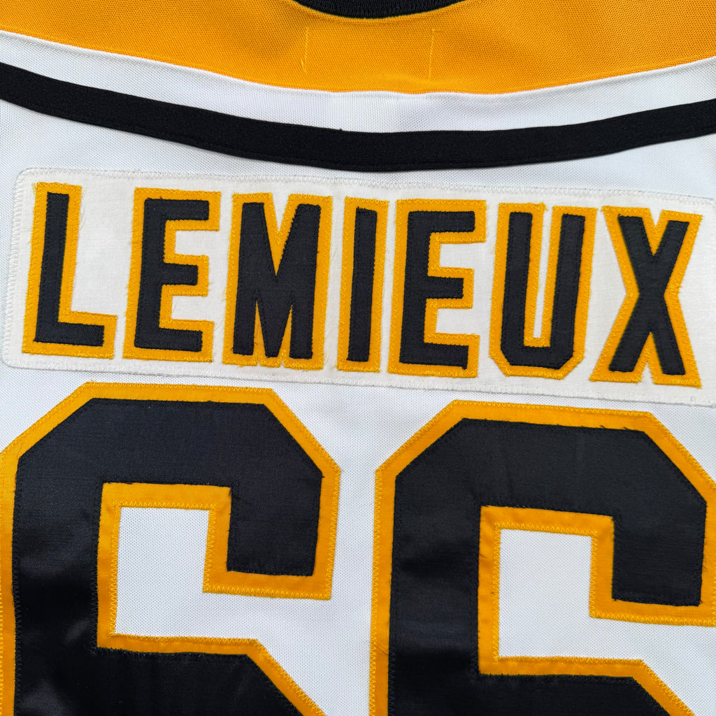 Mario Lemieux Pittsburgh Penguins Vintage CCM NHL Jersey Size 52