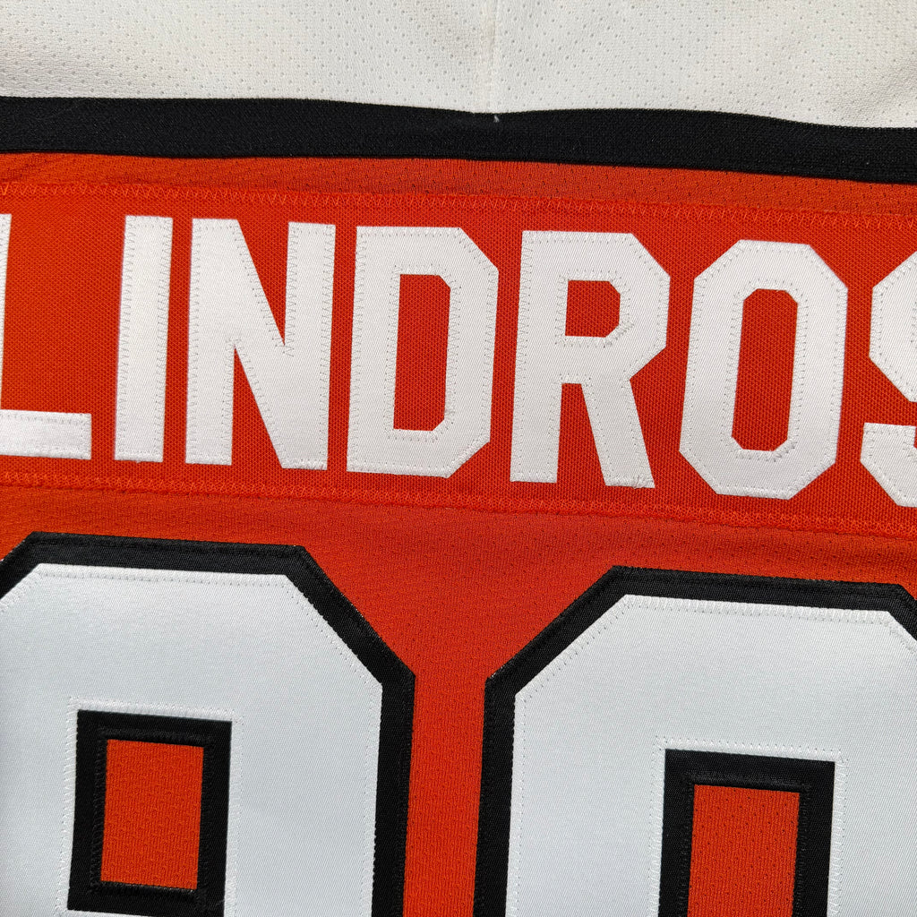 Eric Lindros Philadelphia Flyers Vintage CCM NHL Jersey - Medium