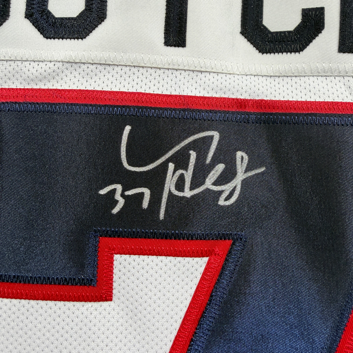 Connor Hellebuyck Winnipeg Jets 2016 Heritage Classic Signed Reebok NHL Jersey - Large