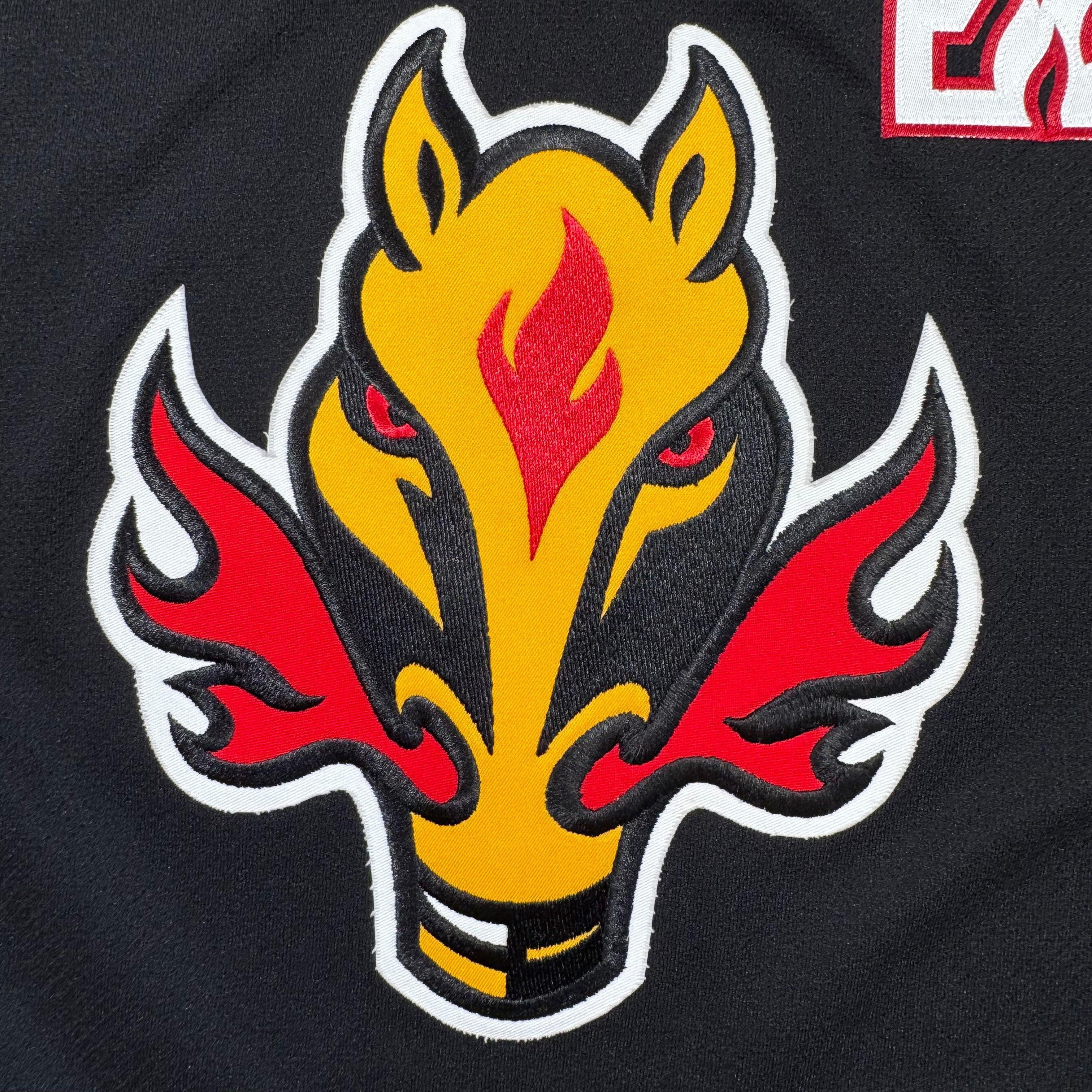 Jarome Iginla Calgary Flames Vintage Blasty CCM NHL Jersey Size XL