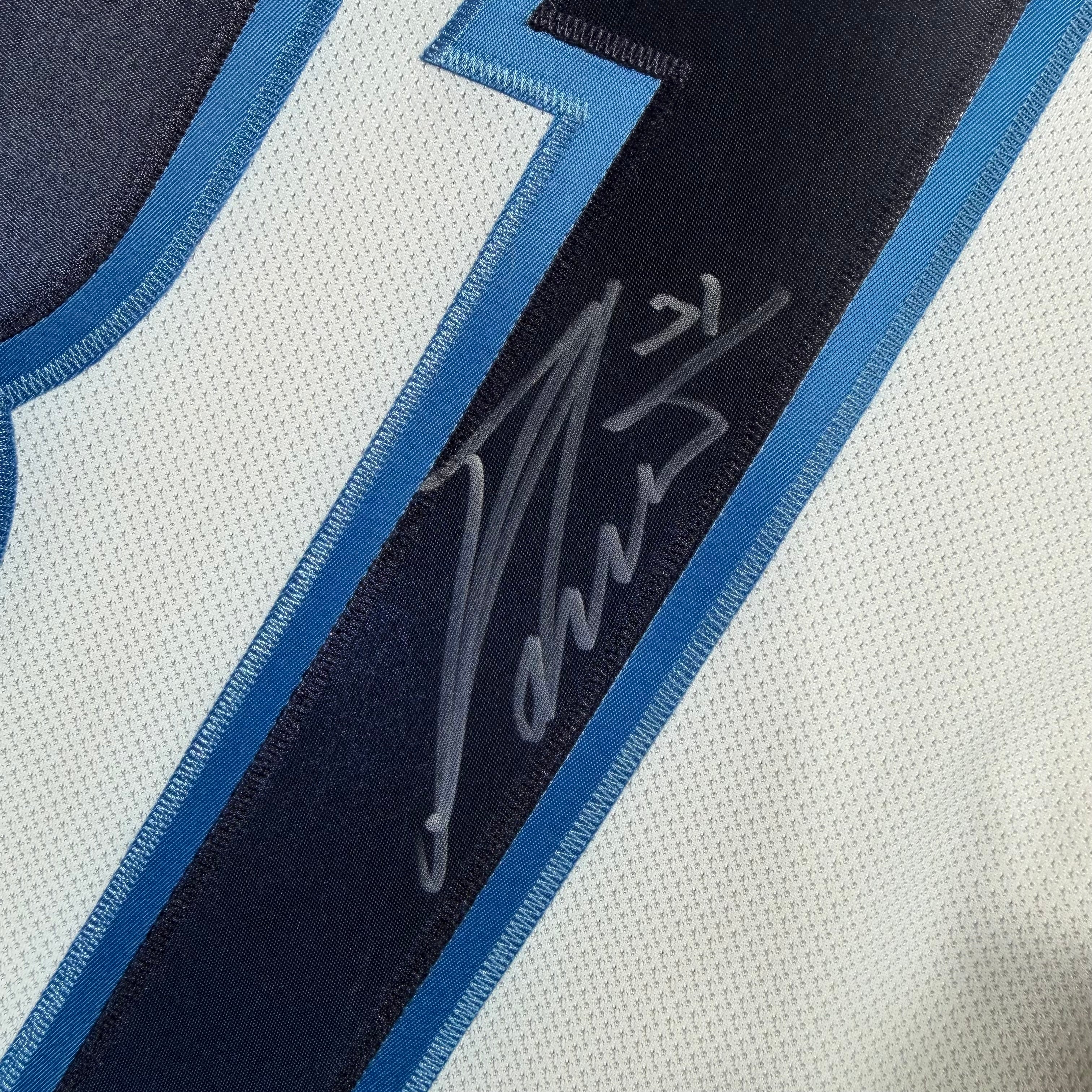 Ondřej Pavelec Winnipeg Jets Signed MIC Authentic NHL Jersey - 56/XXL