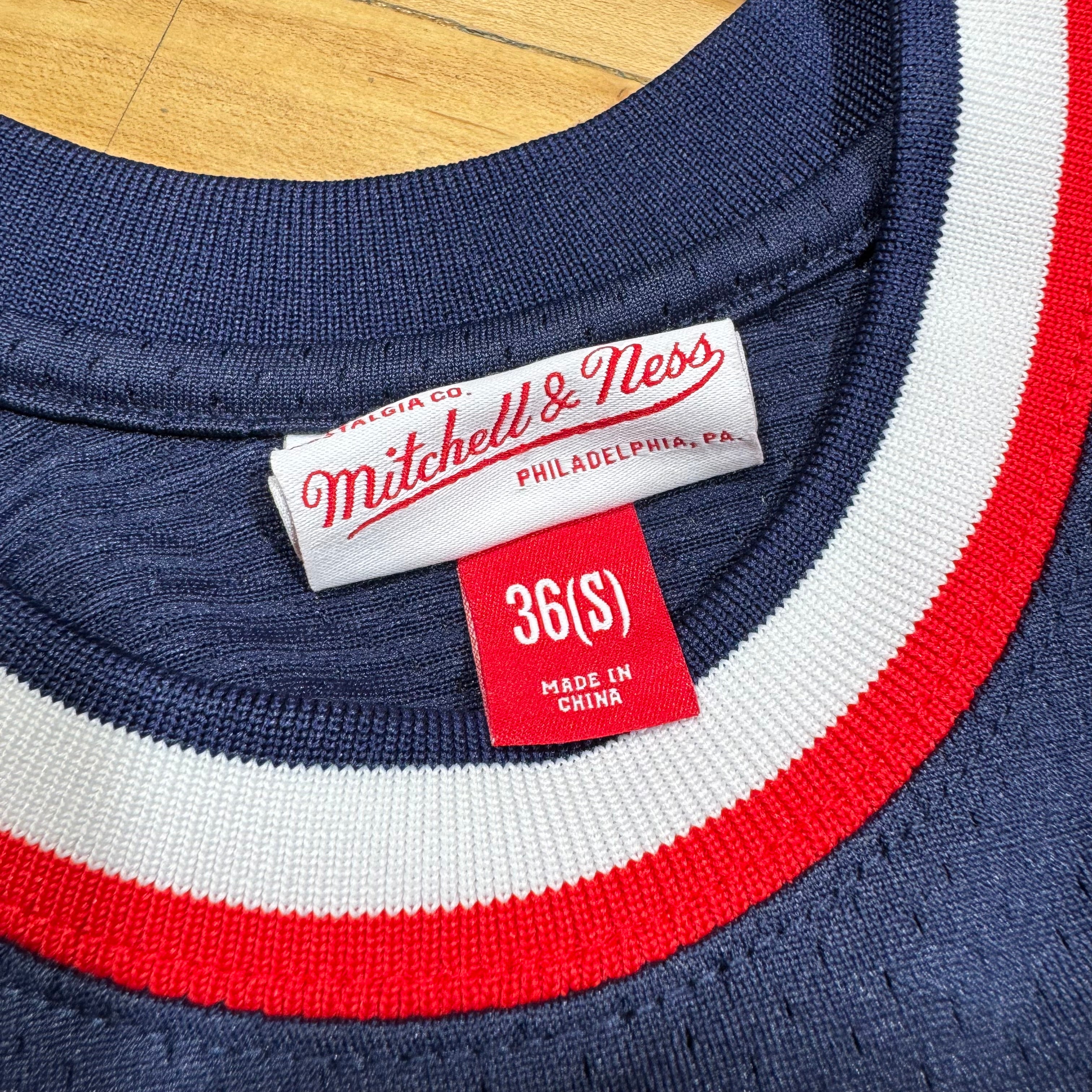 Magic Johnson Team USA 1992 Mitchell & Ness Authentic NBA Jersey Size 36 Small