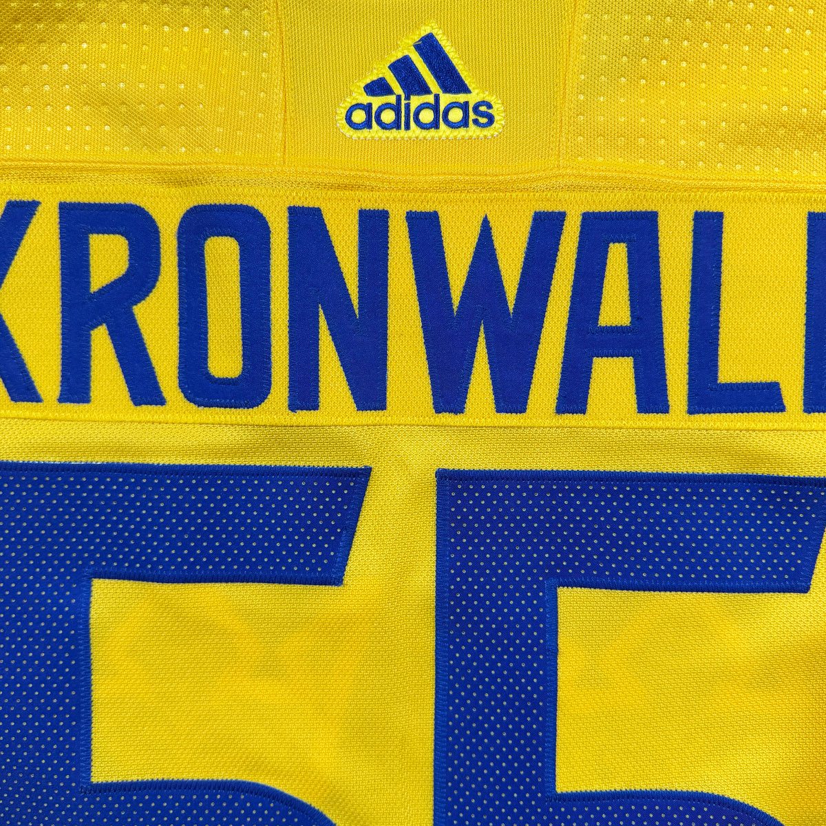 Niklas Kronwall Team Sweden 2016 WCOH Issued Authentic Adidas MIC Jersey - 56/XXL