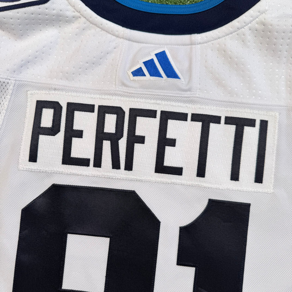 Cole Perfetti Winnipeg Jets Reverse Retro 2.0 Adidas NHL Jersey Size 52 Large
