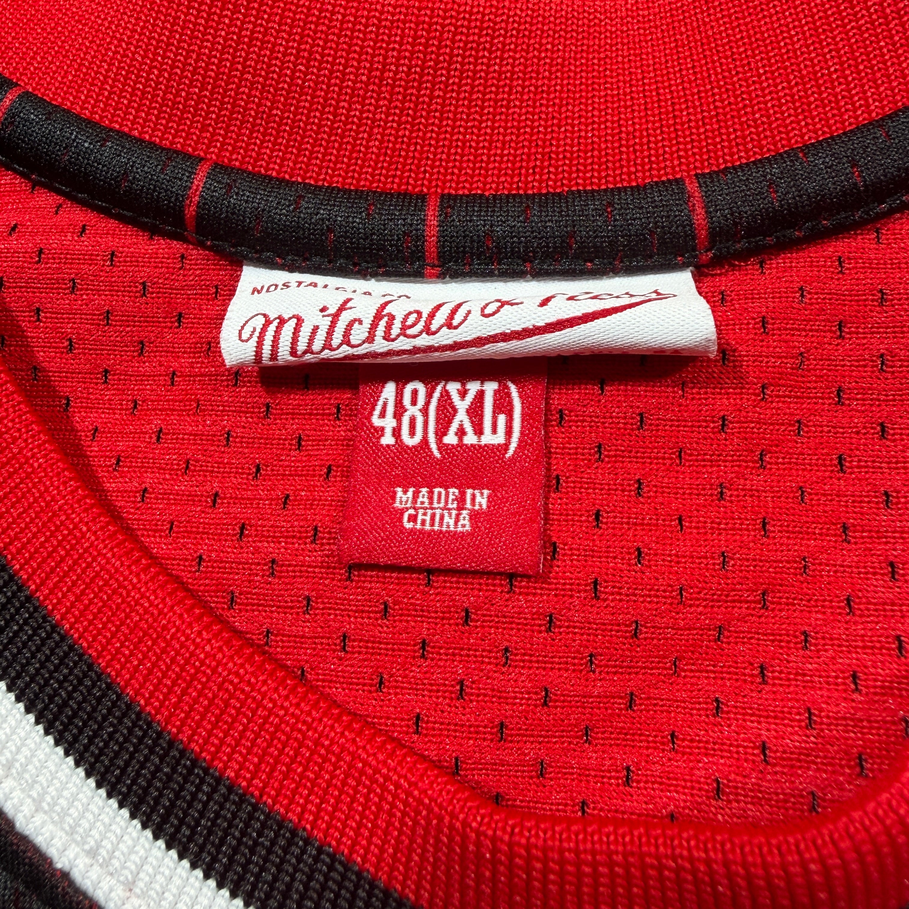 Michael Jordan Chicago Bulls 1996/97 Mitchell & Ness Authentic NBA Jersey - 48/XL