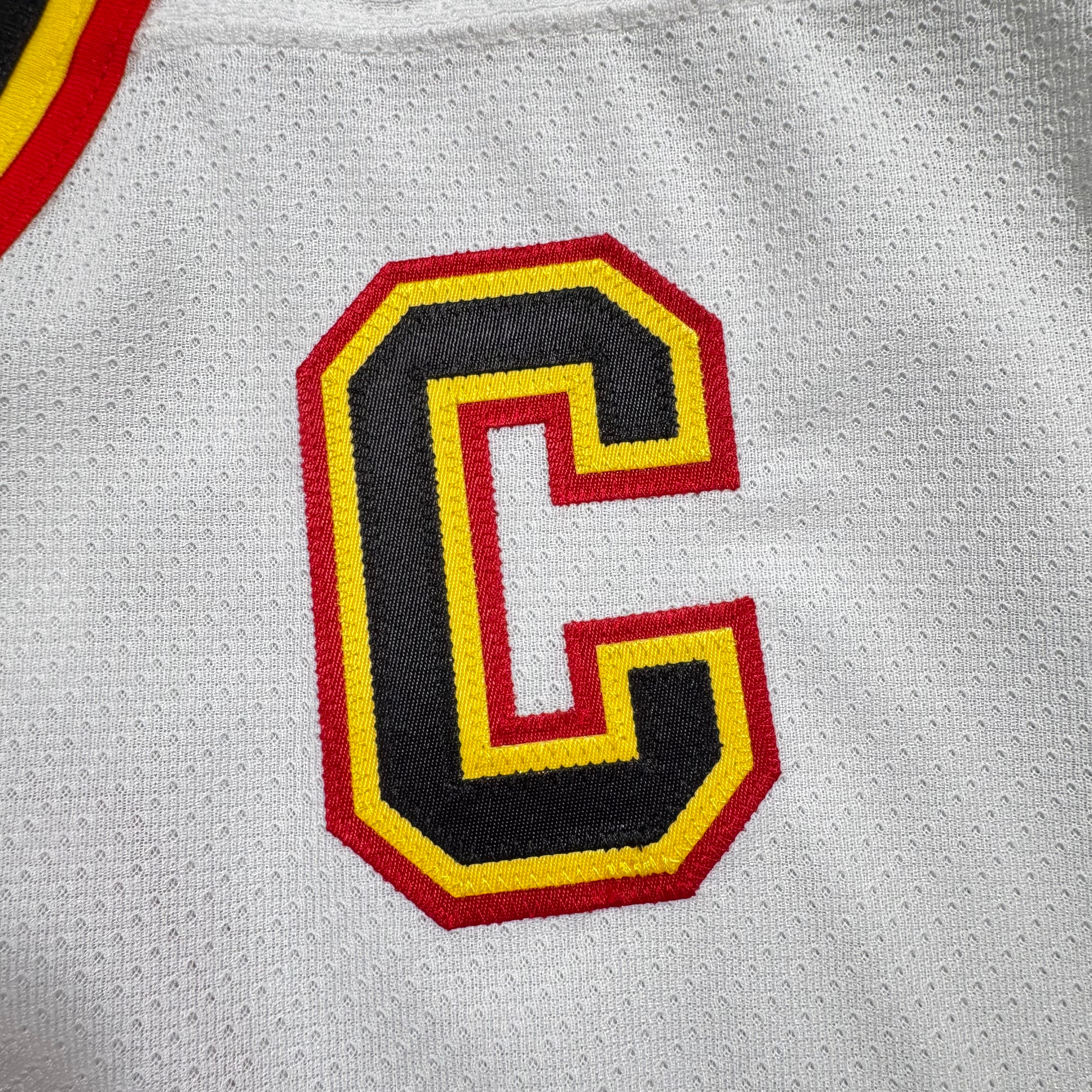 Trevor Linden Vancouver Canucks Vintage CCM NHL Jersey Size Large
