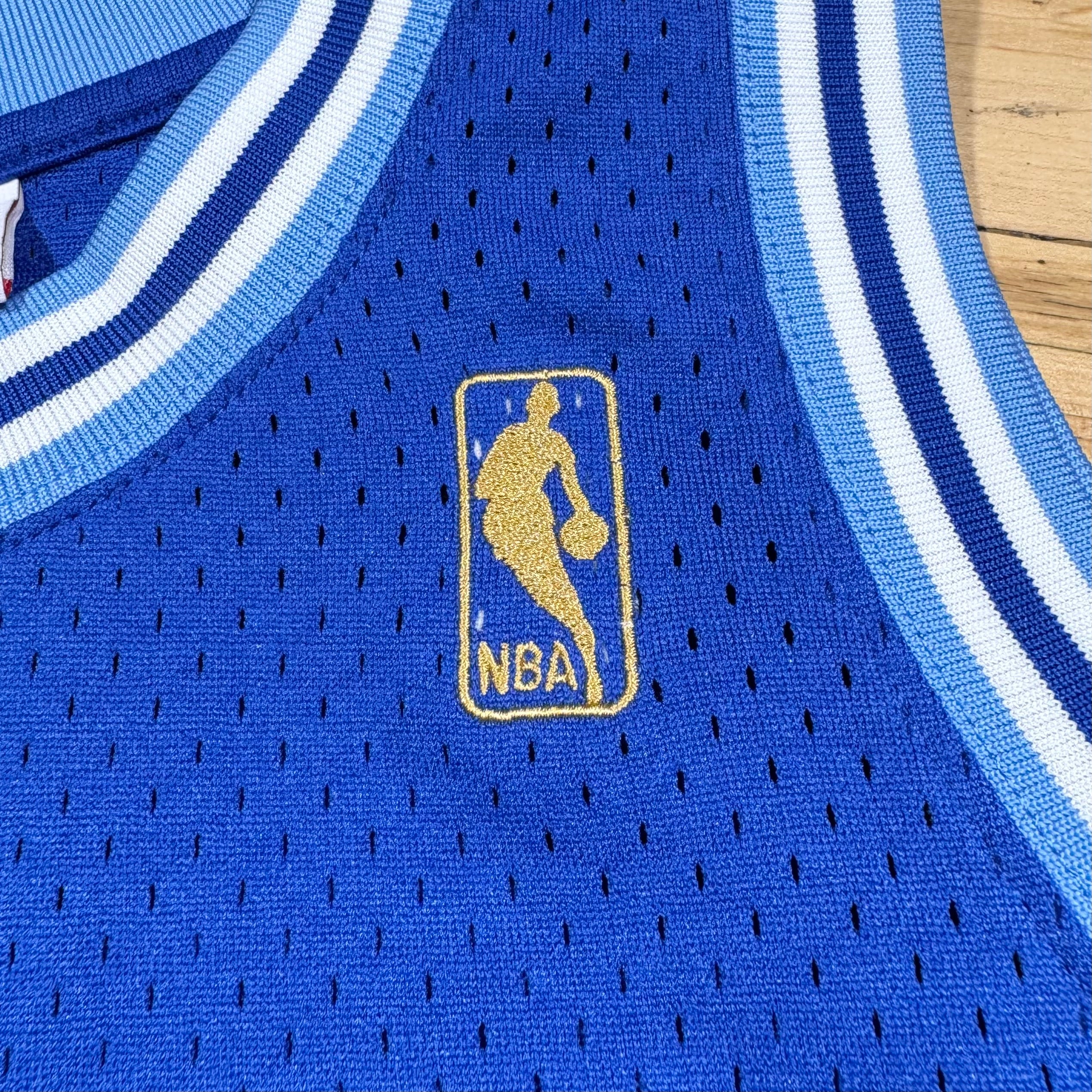 Shaquille O’Neal Los Angeles Lakers Mitchell & Ness NBA Jersey Size Medium