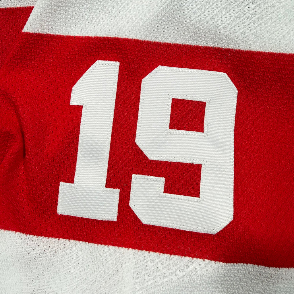 Steve Yzerman Detroit Red Wings Vintage TBTC CCM NHL Jersey - Large
