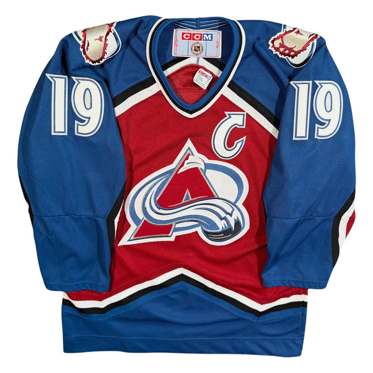 Joe Sakic Colorado Avalanche Vintage CCM NHL Jersey - Medium