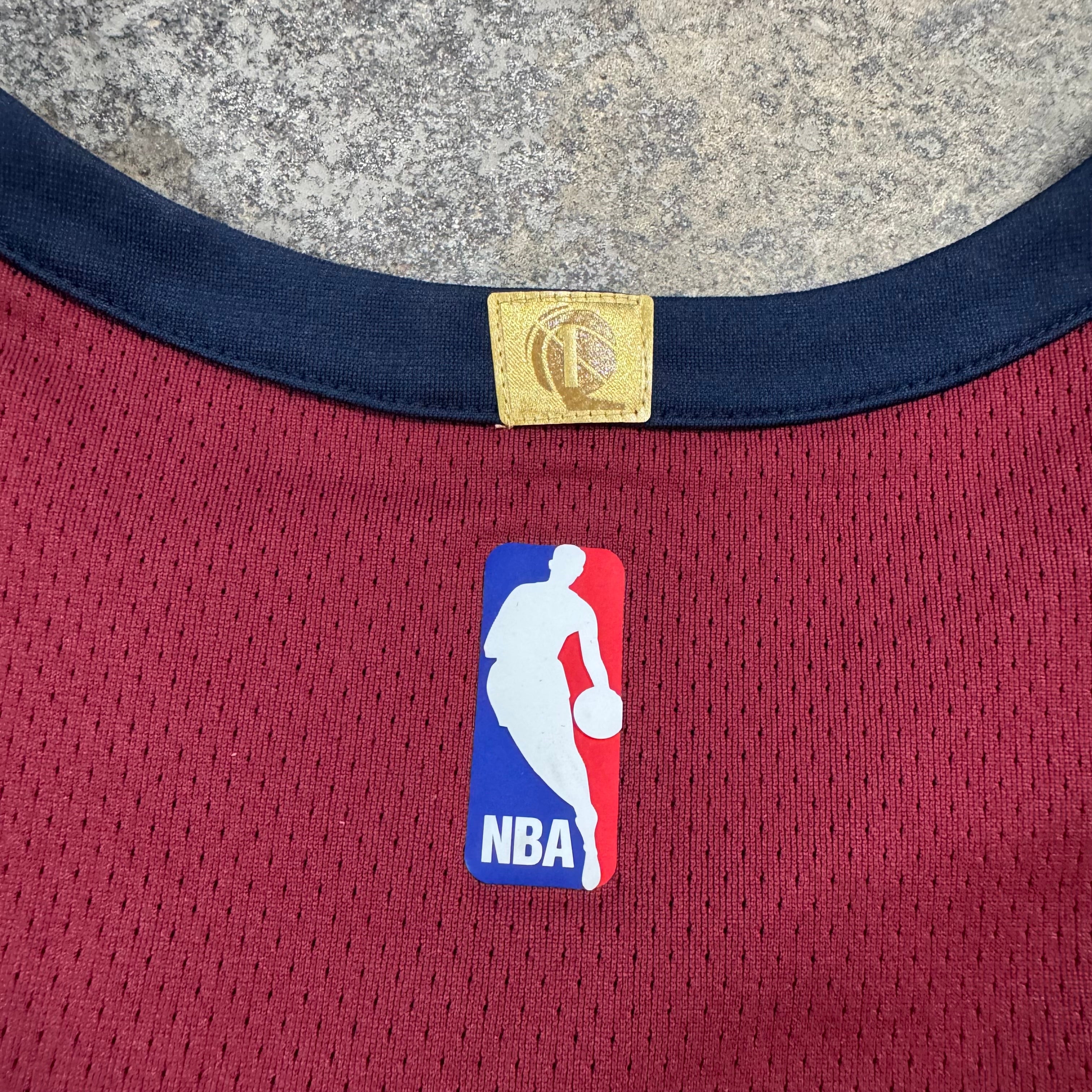 Lebron James Cleveland Cavaliers Nike Authentic NBA Jersey Size 40 Small NEW