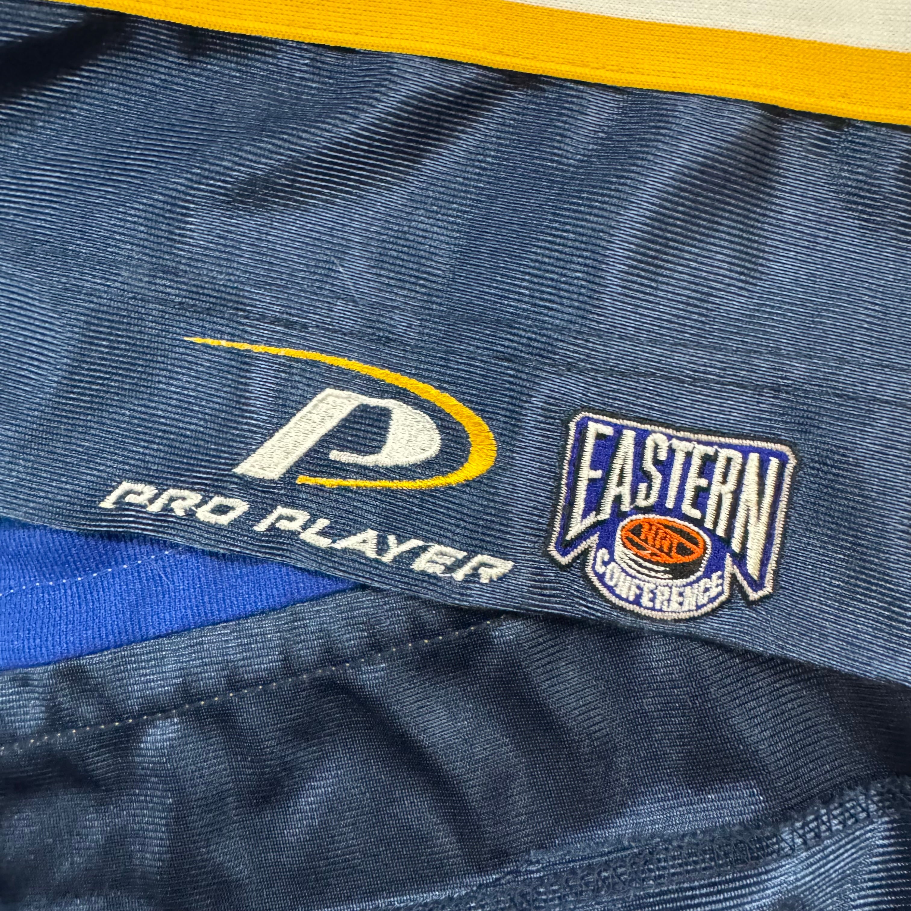 St. Louis Blues Vintage Pro Player NHL Hockey Jersey Size XL