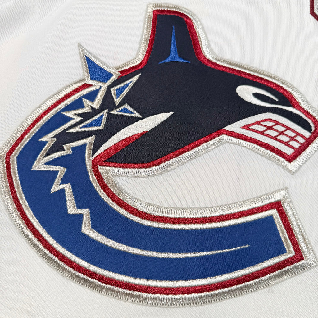 Markus Naslund Vancouver Canucks Vintage MIC CCM NHL Hockey Jersey Size 46 Medium NEW