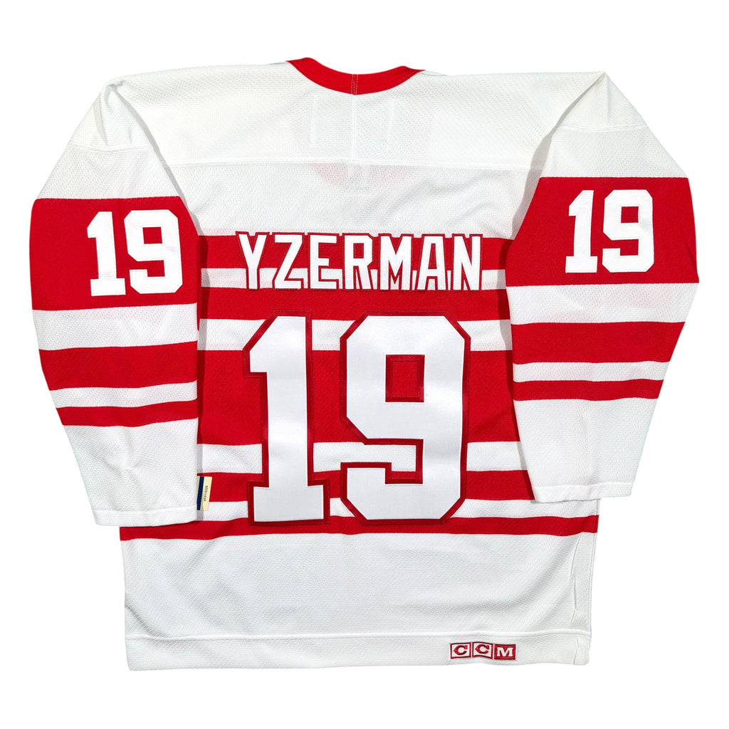 Steve Yzerman Detroit Red Wings Vintage TBTC CCM NHL Jersey - Large