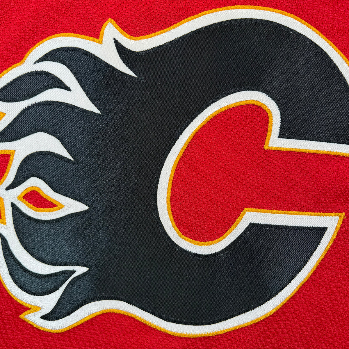 Tyler Johnson Calgary Flames 2005/06 Game Issued Reebok NHL Jersey COA