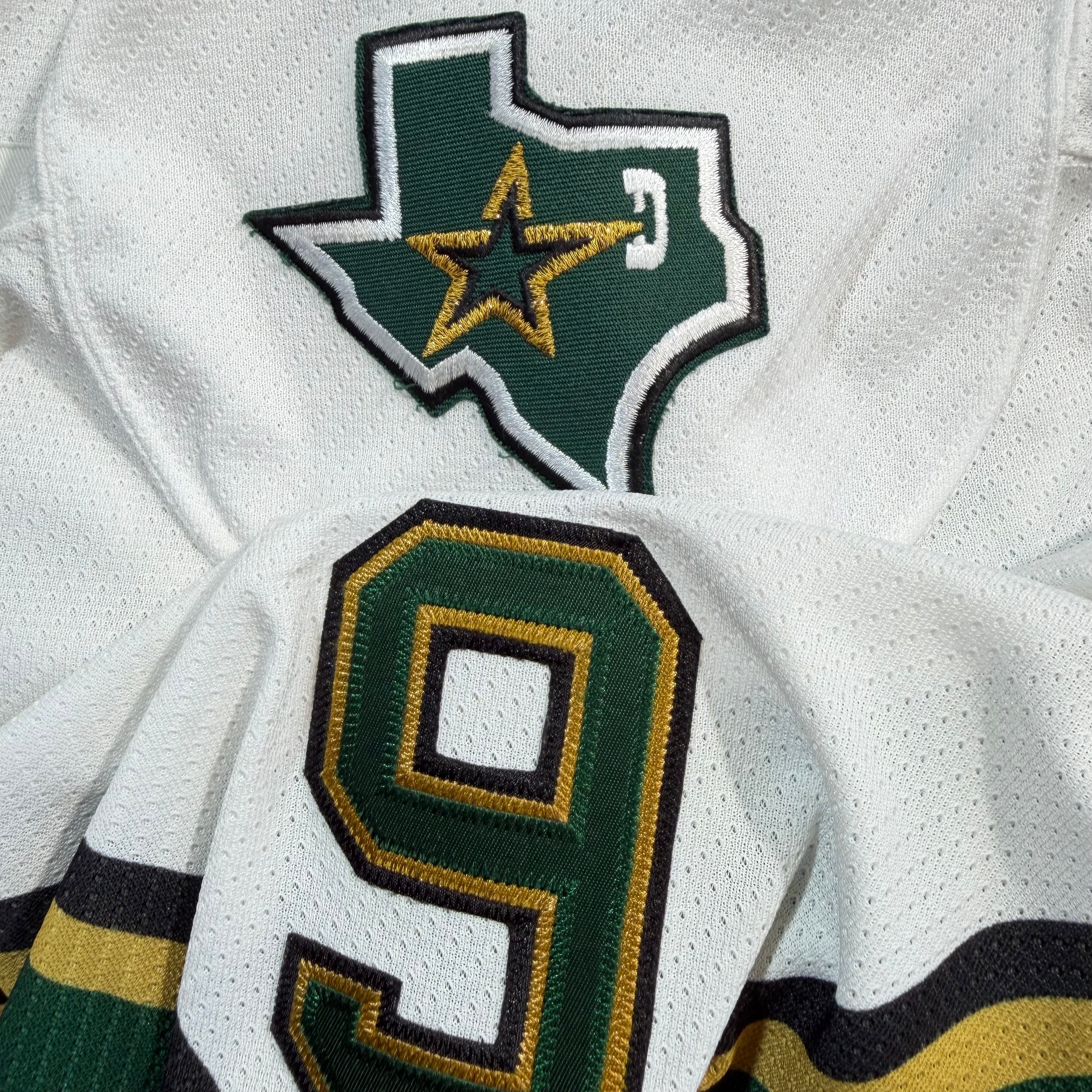 Mike Modano Dallas Stars Vintage CCM NHL Jersey - Small