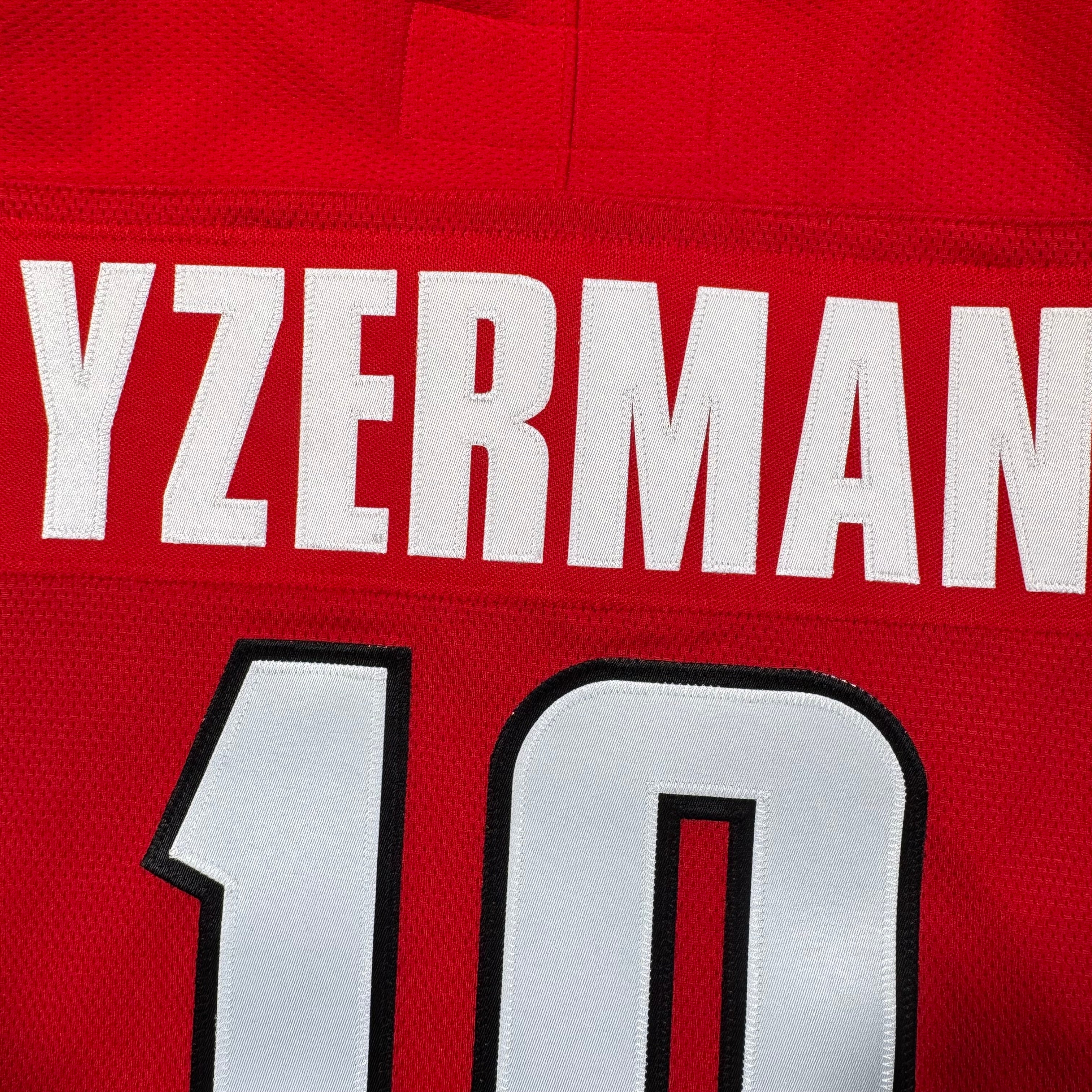 Steve Yzerman Team Canada 2002 Vintage Nike Olympics Jersey Size Medium