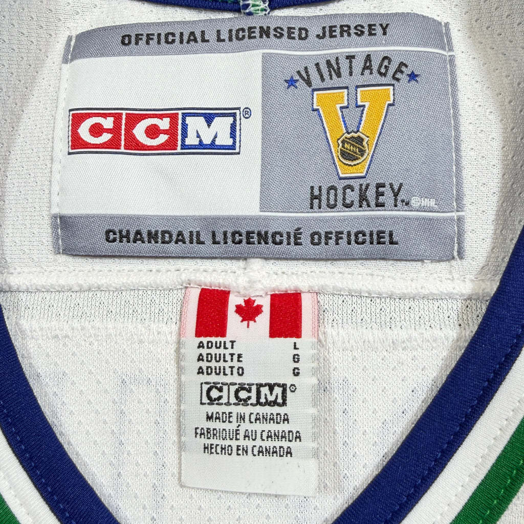 Markus Naslund Vancouver Canucks Vintage CCM NHL Jersey - Large