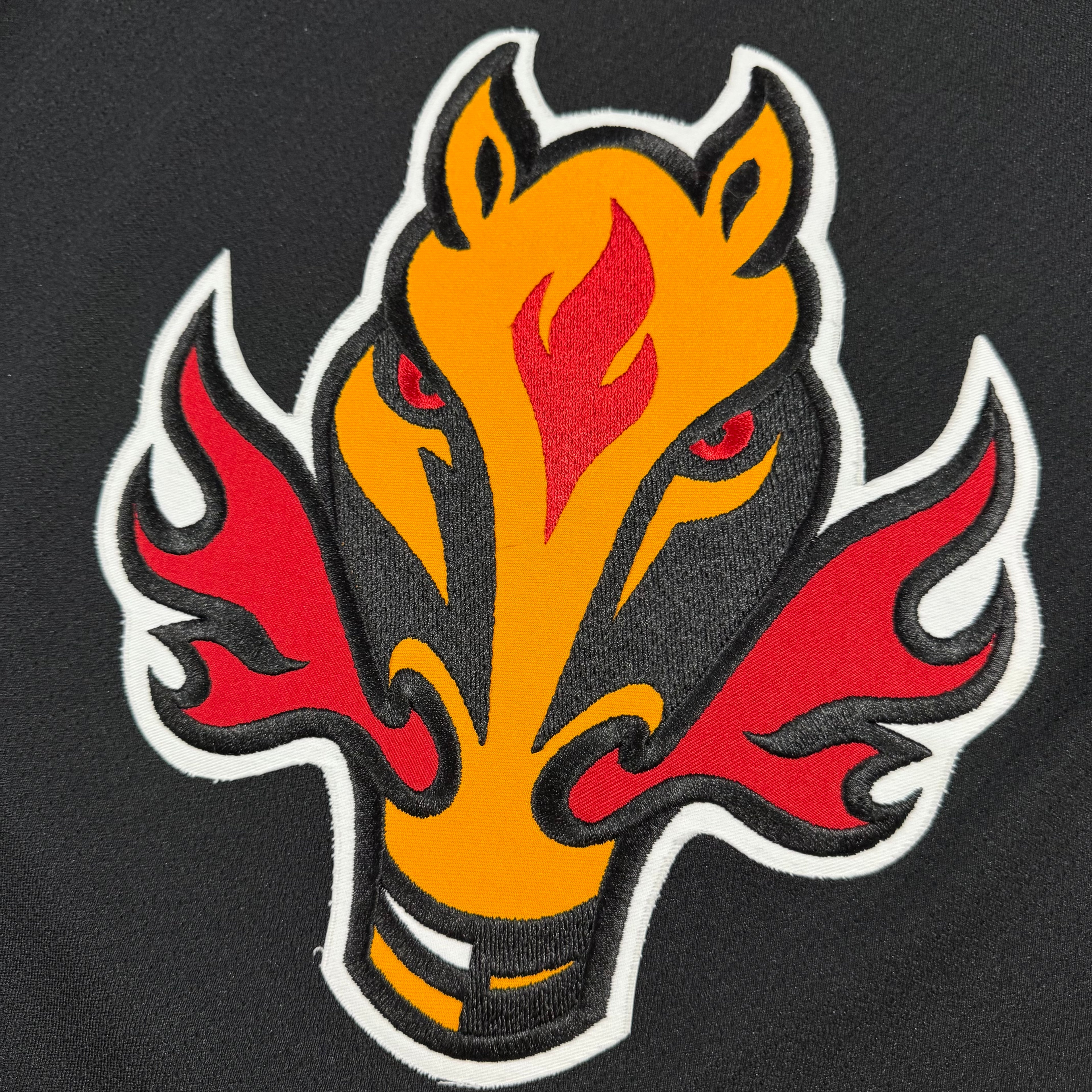 Calgary Flames Vintage CCM Blasty Horse NHL Hockey Jersey Size Small