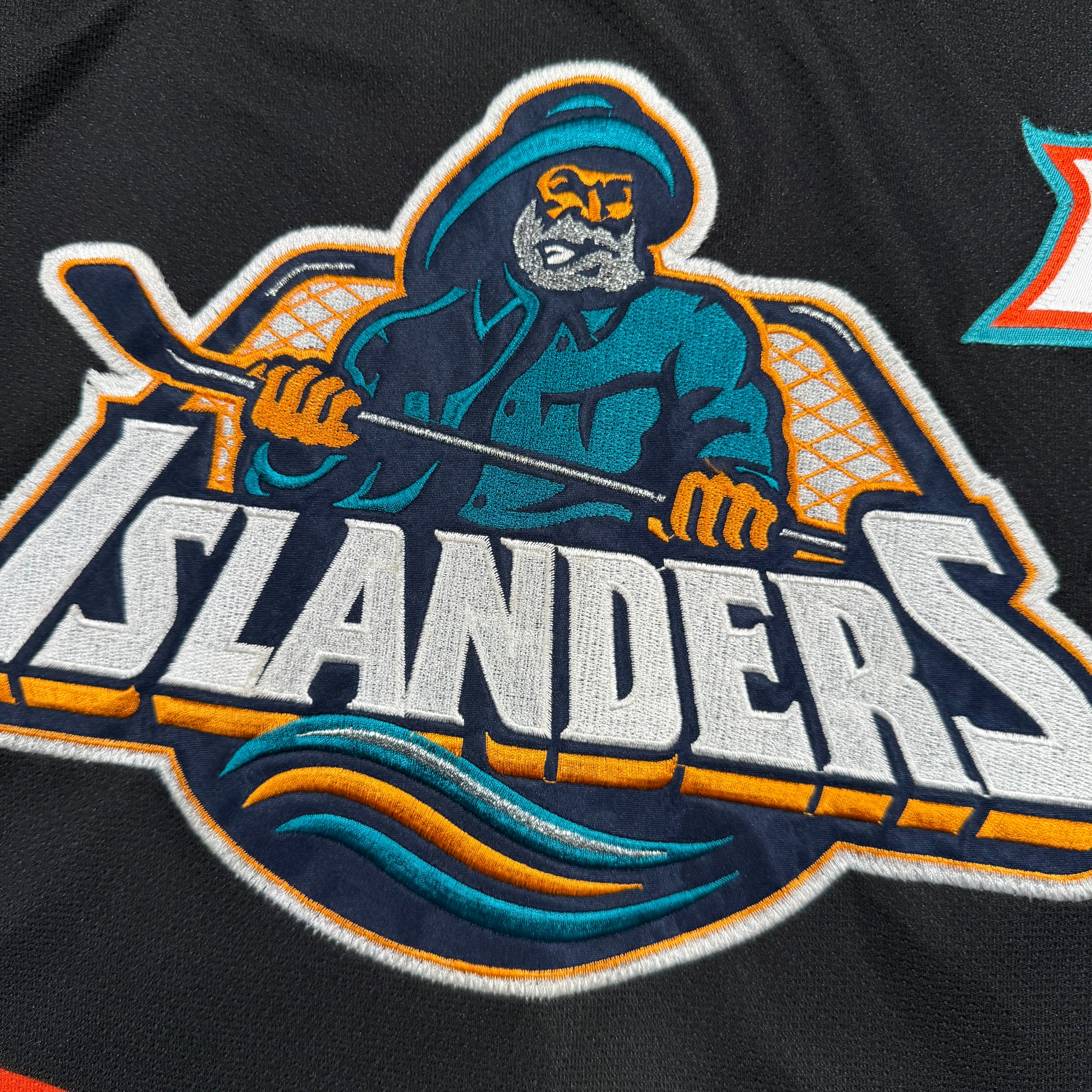 Wendel Clark New York Islanders Fisherman Vintage Starter Fashion NHL Jersey Size Large