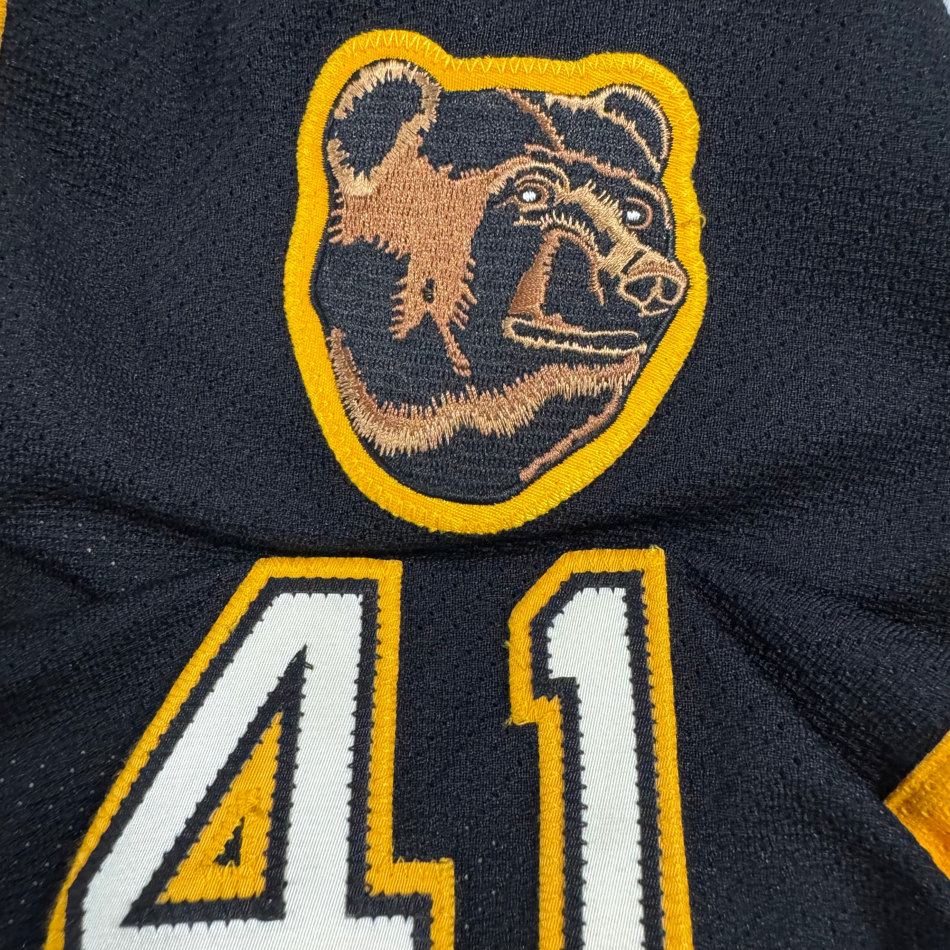 Andrew Alberts Boston Bruins Vintage Authentic Signed Reebok NHL Jersey Size 48