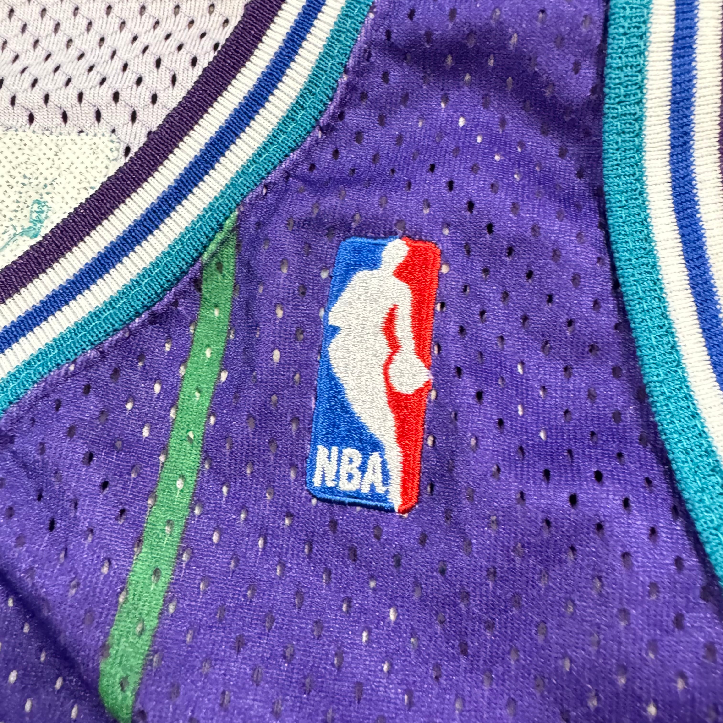 Larry Johnson Charlotte Hornets Vintage Champion Authentic NBA Jersey Size 48 XL