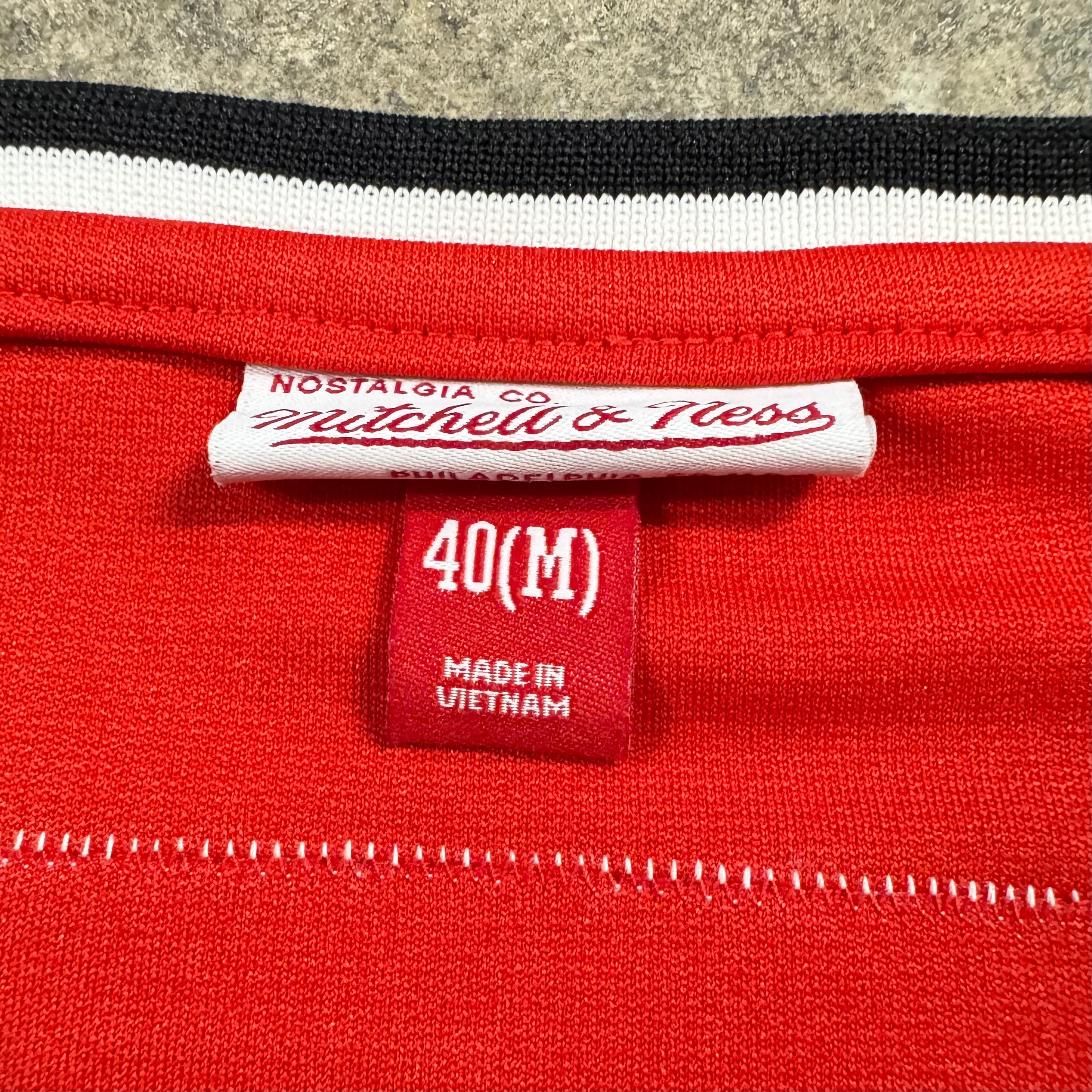 Bobby Clarke Philadelphia Flyers Vintage Mitchell & Ness NHL Jersey Size 40 Medium