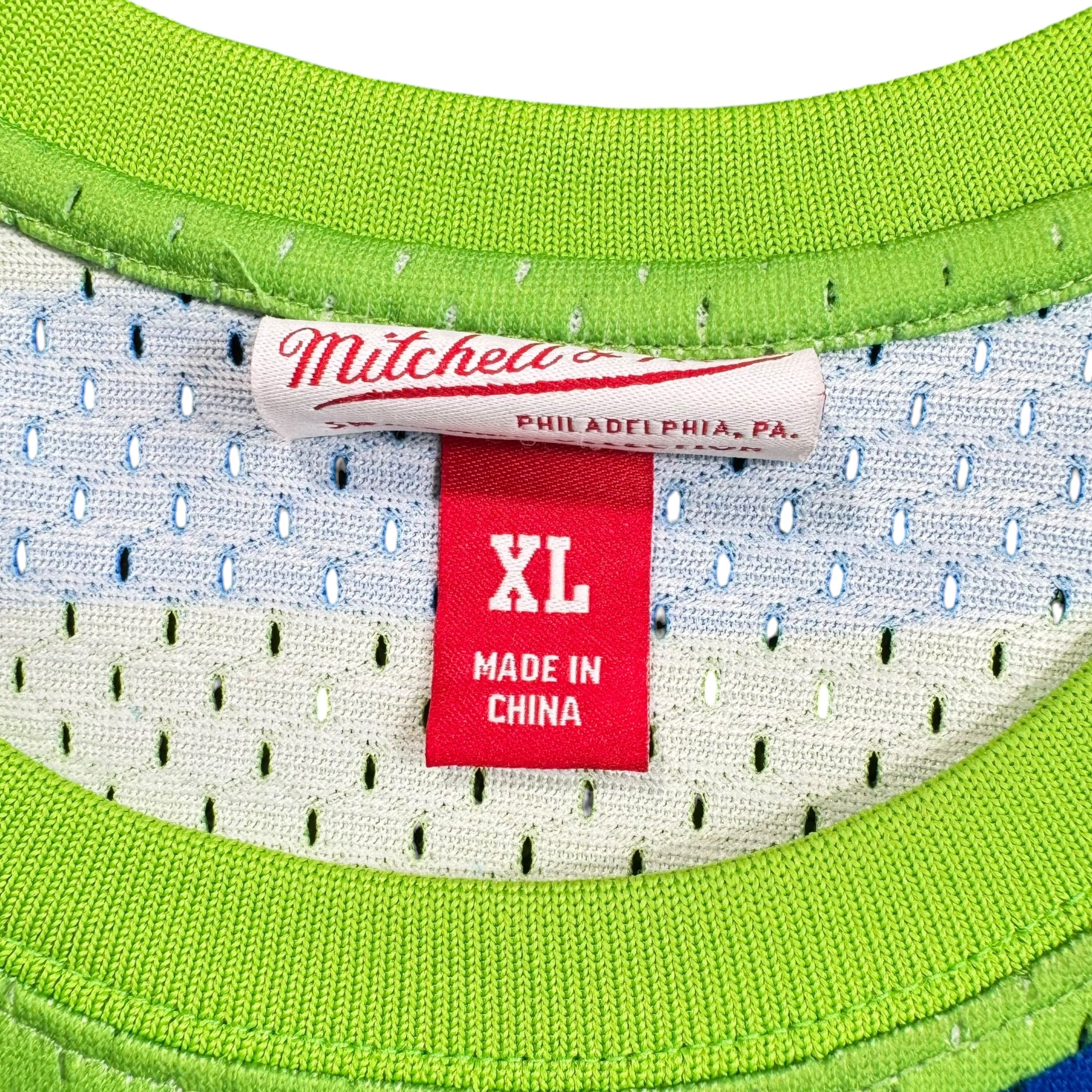 Pistol Pete Maravich Atlanta Hawks Mitchell & Ness NBA Jersey Size XL